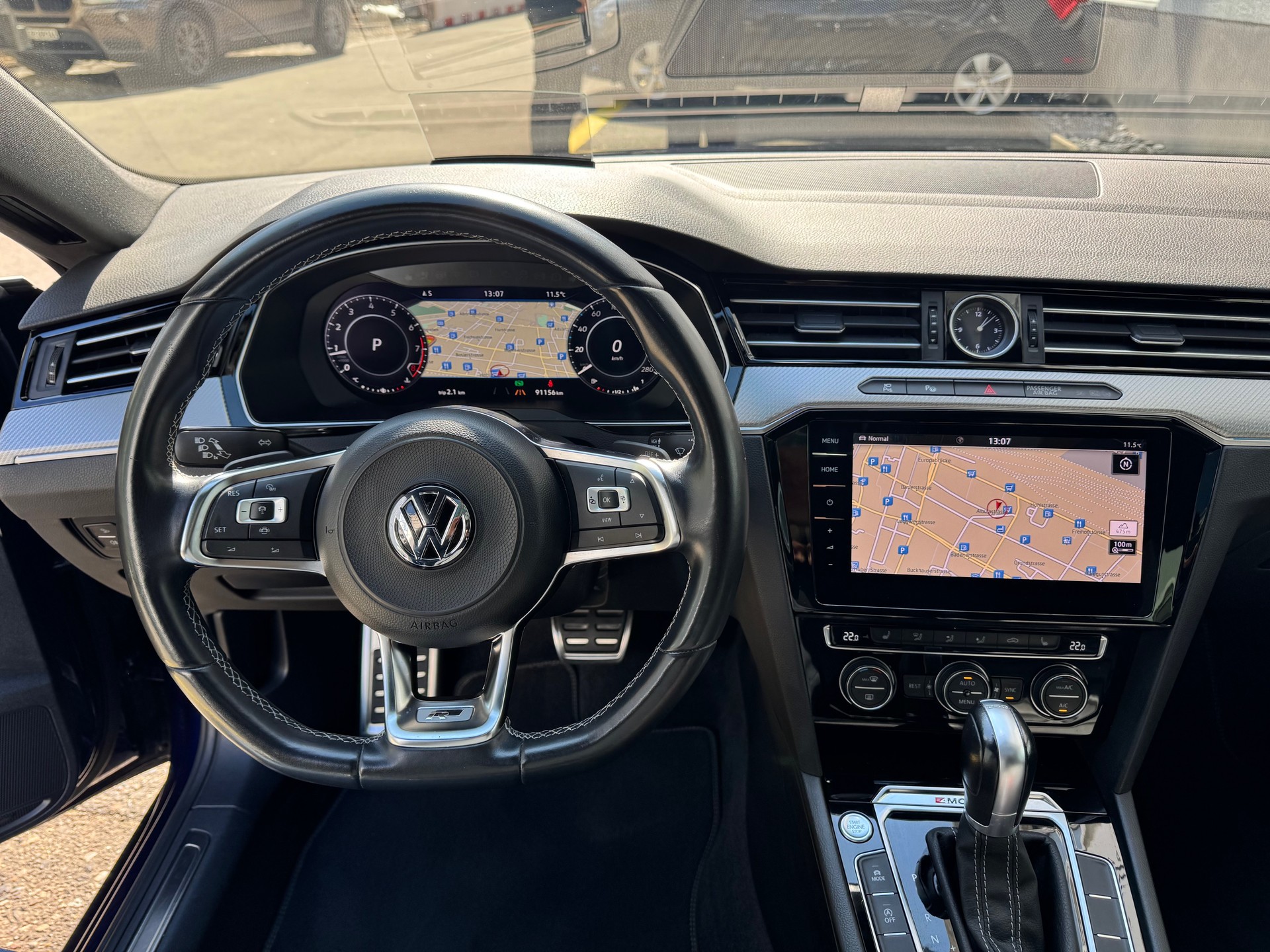 VW Arteon 2.0 TSI BMT R-Line 4Motion DSG-image-11