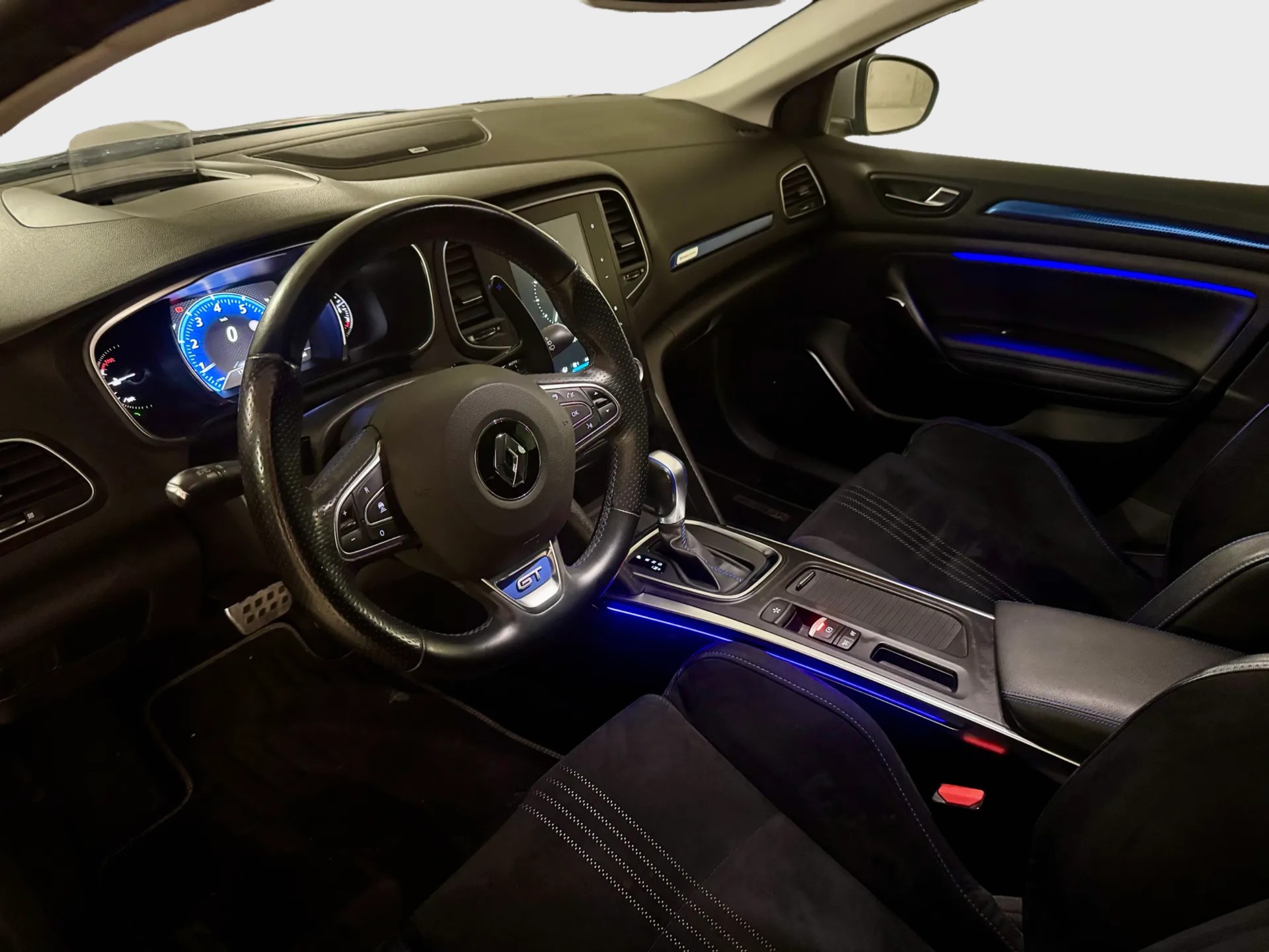 RENAULT Mégane 1.6 16V Turbo GT EDC-image-12