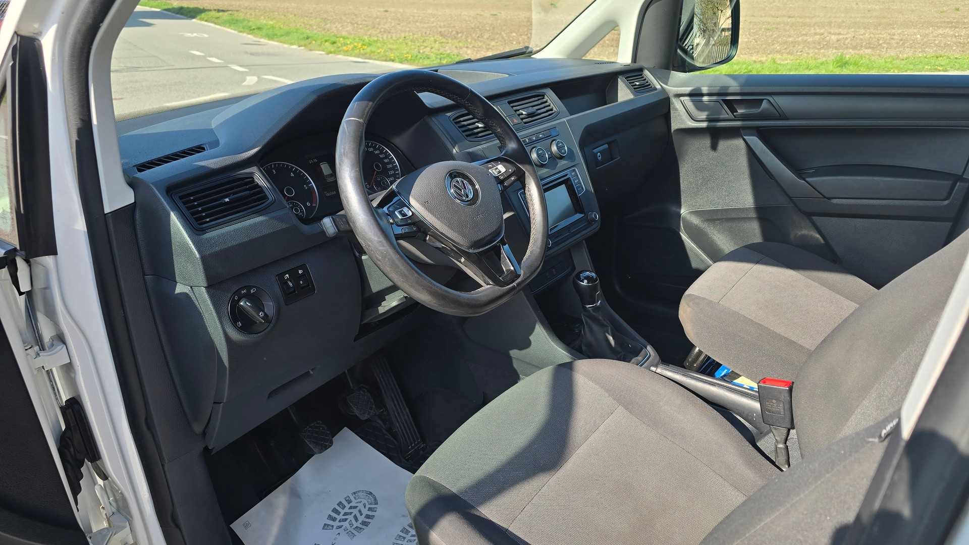VW Caddy 2.0TDI 4Motion BlueMotion Technology AHK, Klima-image-11