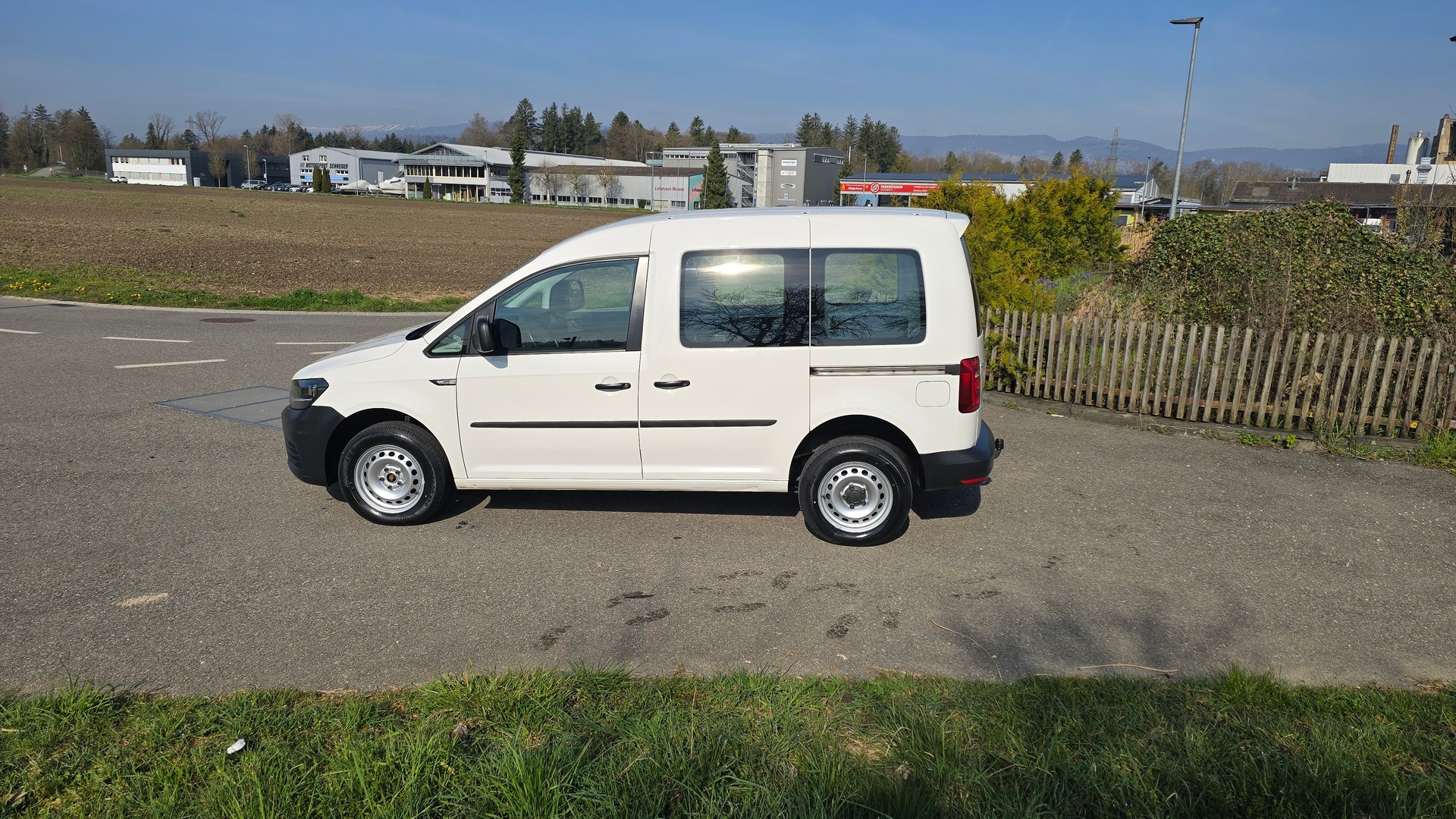 VW Caddy 2.0TDI 4Motion BlueMotion Technology AHK, Klima-image-19