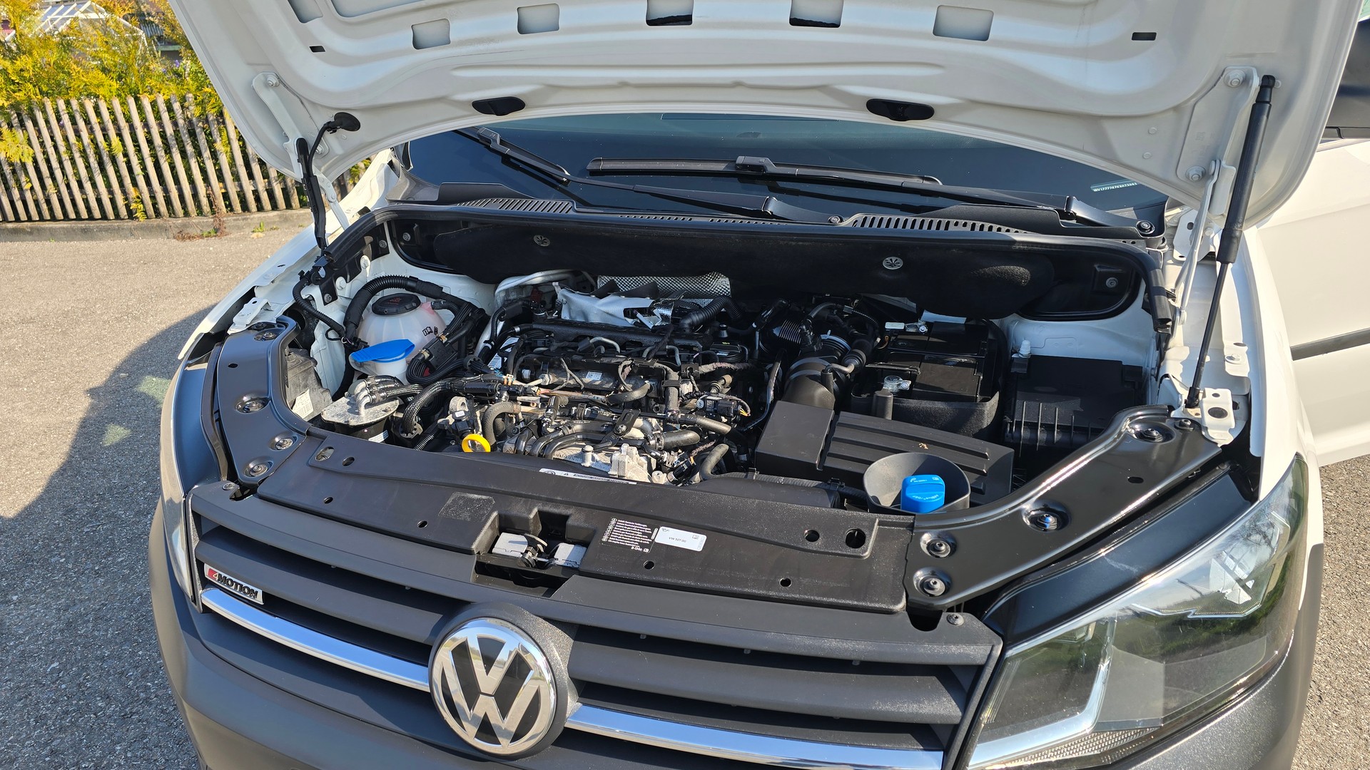 VW Caddy 2.0TDI 4Motion BlueMotion Technology AHK, Klima-image-21