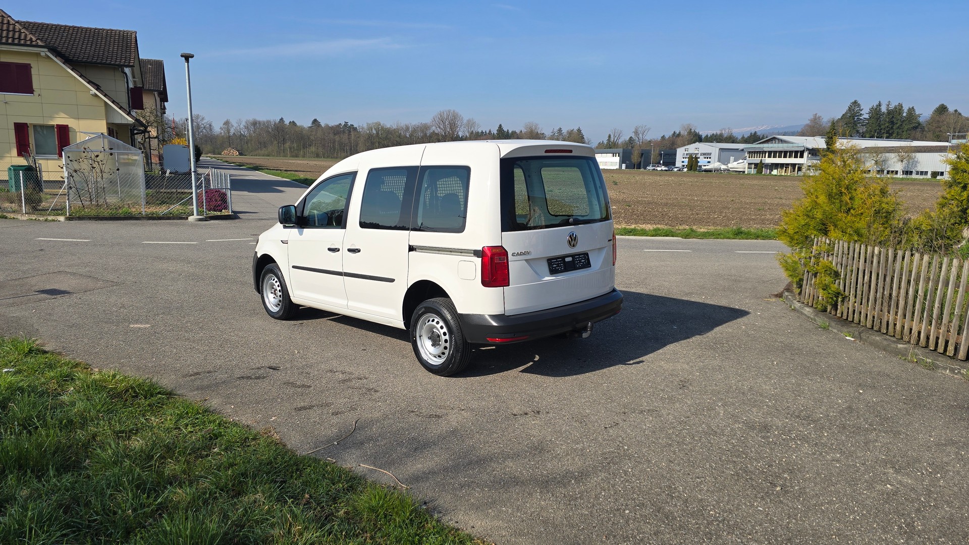 VW Caddy 2.0TDI 4Motion BlueMotion Technology AHK, Klima-image-1