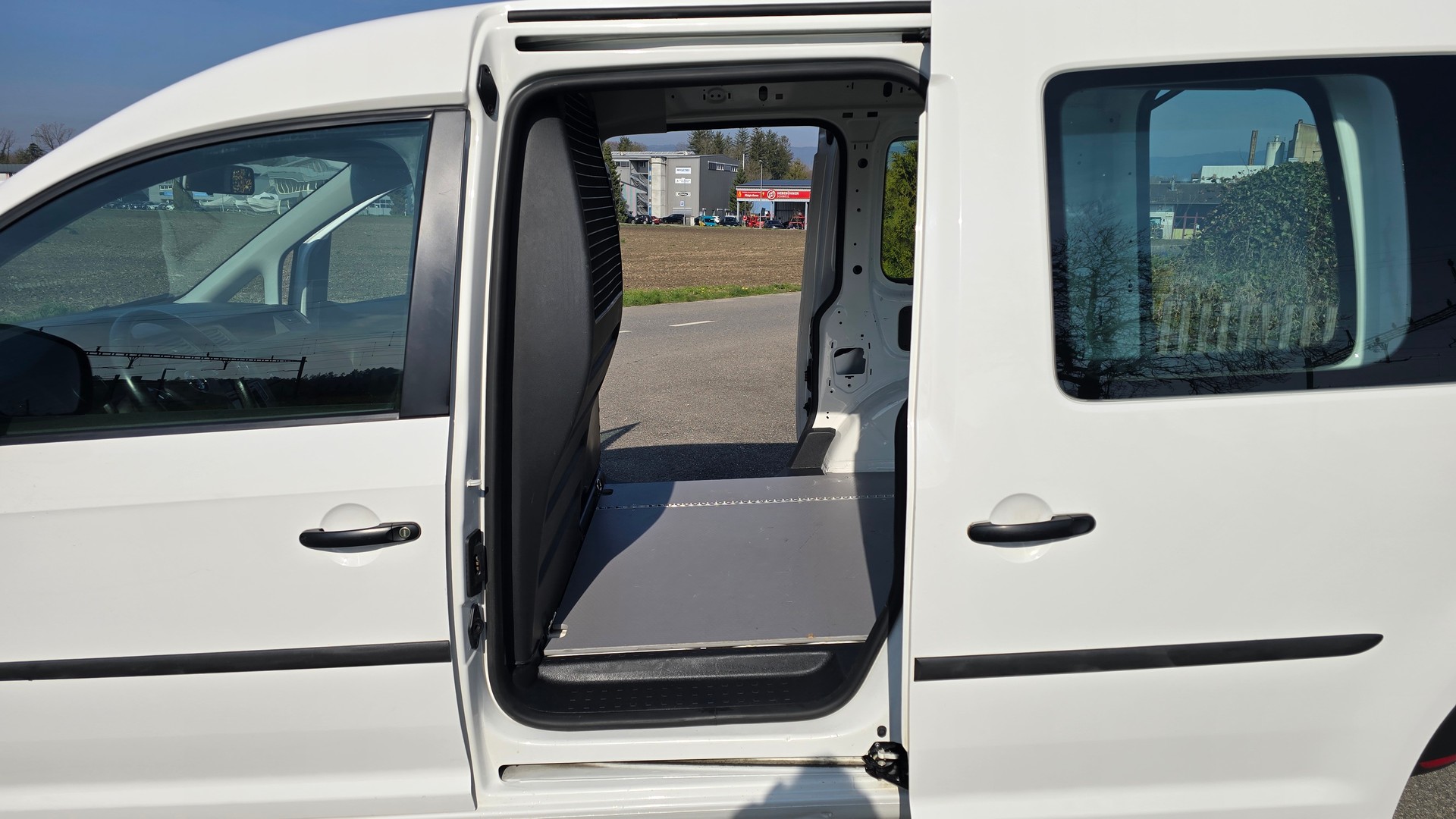 VW Caddy 2.0TDI 4Motion BlueMotion Technology AHK, Klima-image-4