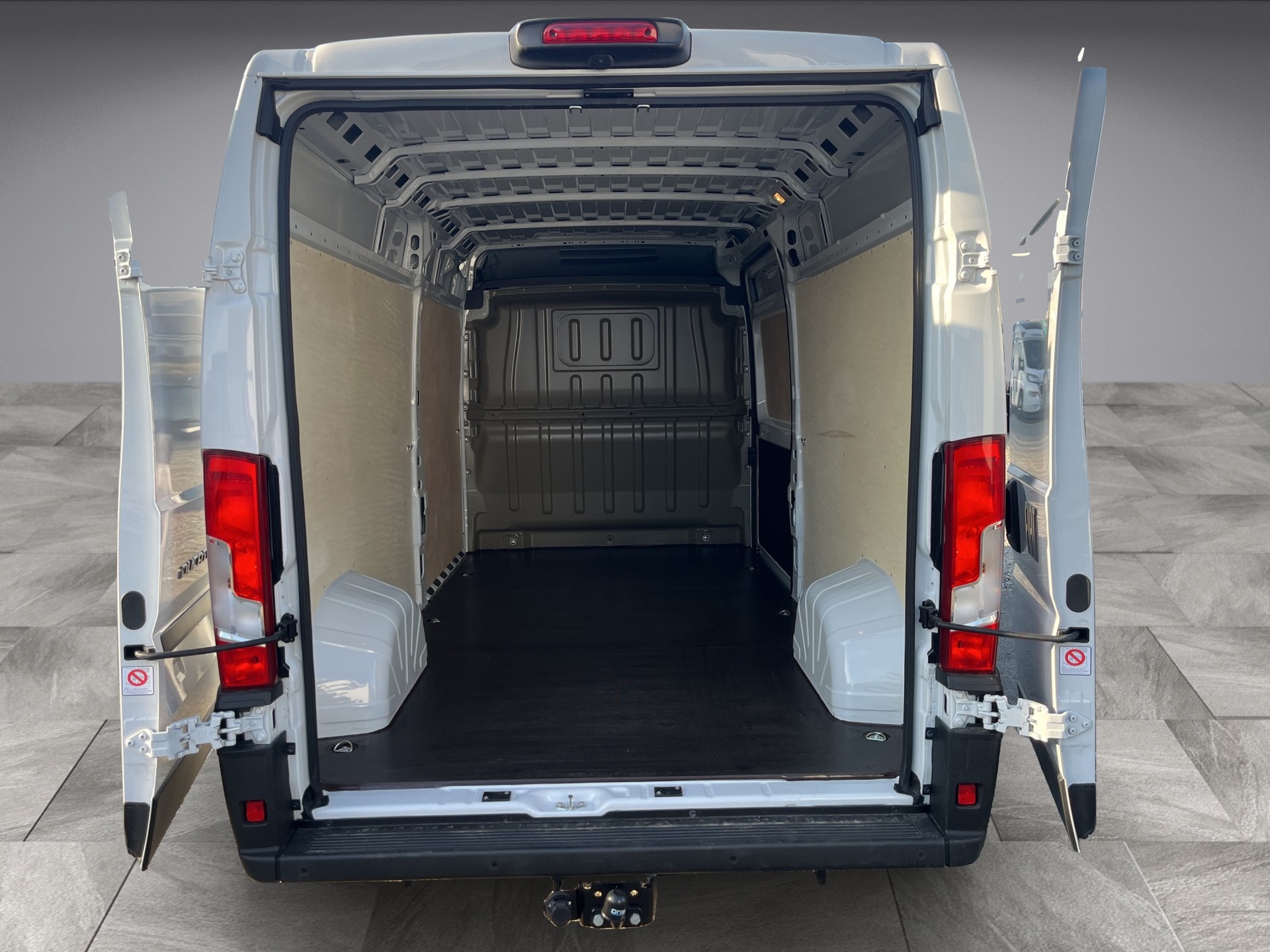 FIAT Ducato L3H2, 140PS, Kasten, 270° Flügeltüren, 3 Plätzer-image-16