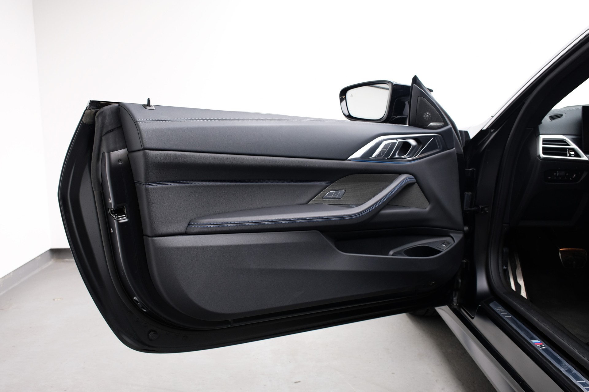 BMW M440i xDrive 48V Coupé M Sport Pro Steptronic-image-16