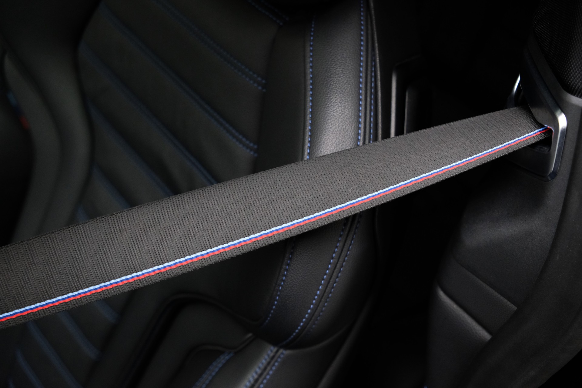 BMW M440i xDrive 48V Coupé M Sport Pro Steptronic-image-30