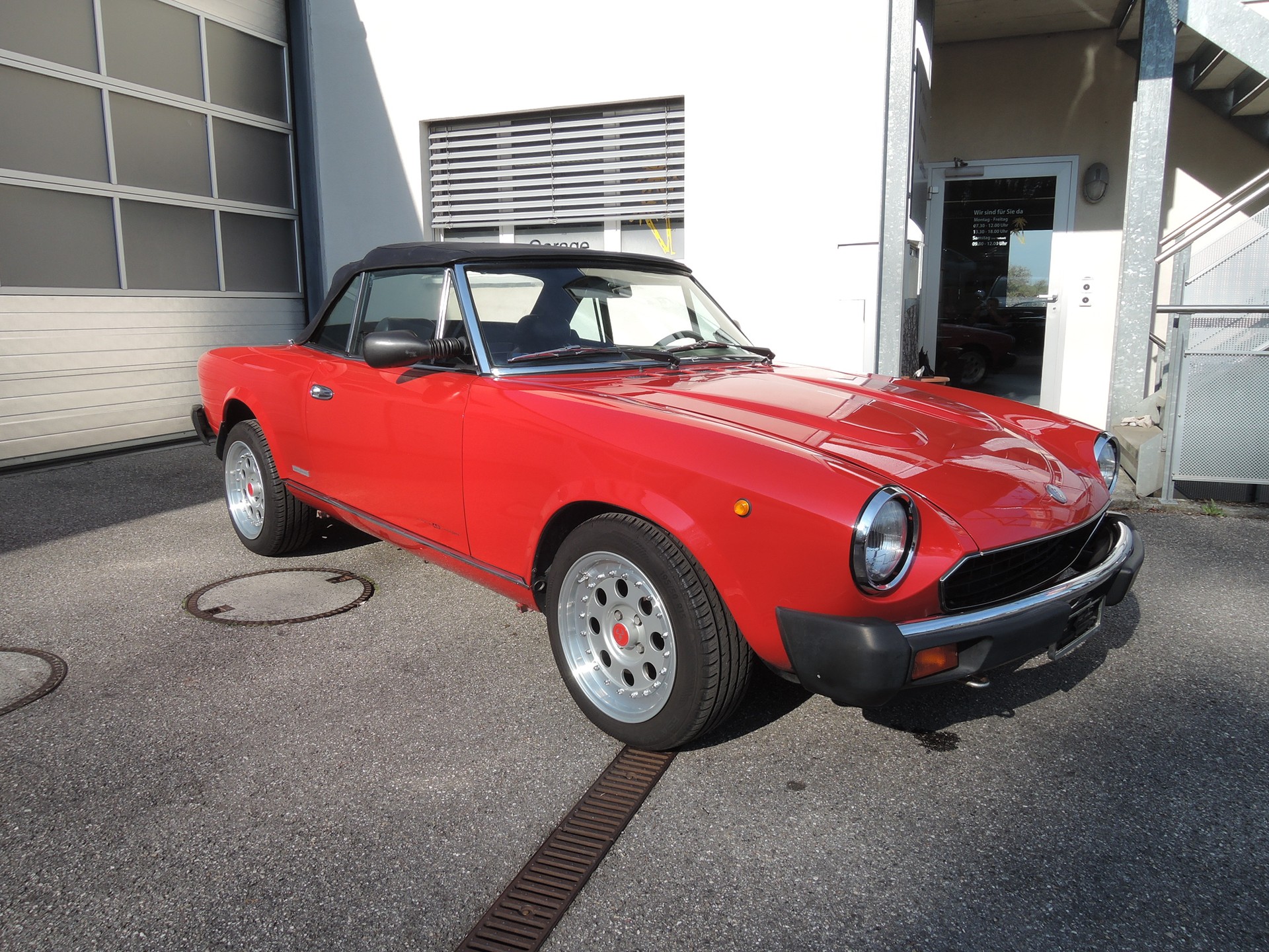 FIAT Spider 124 DS Europa 2.0 i.e.-image-0
