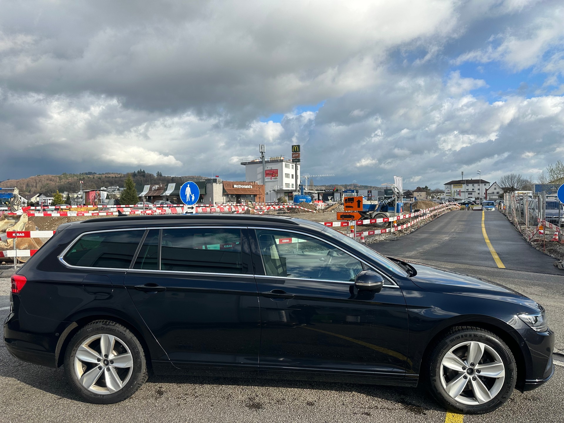 VW Passat 2.0 TDI BMT Elegance 4Motion DSG-image-6