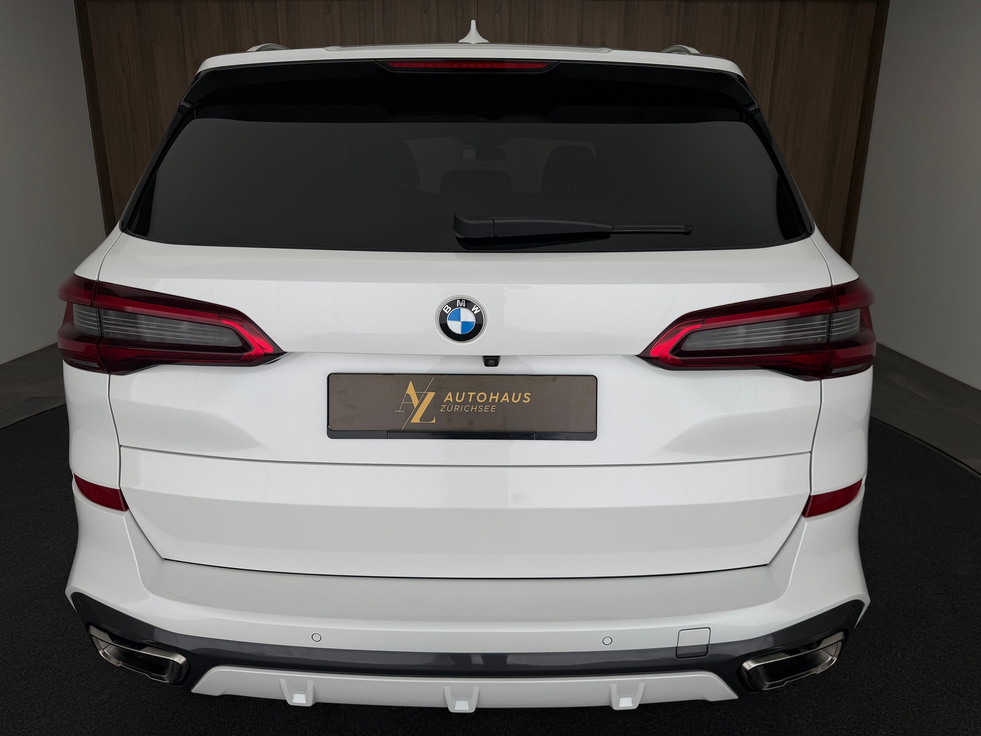 BMW X5 xDrive M50d Steptronic-image-3