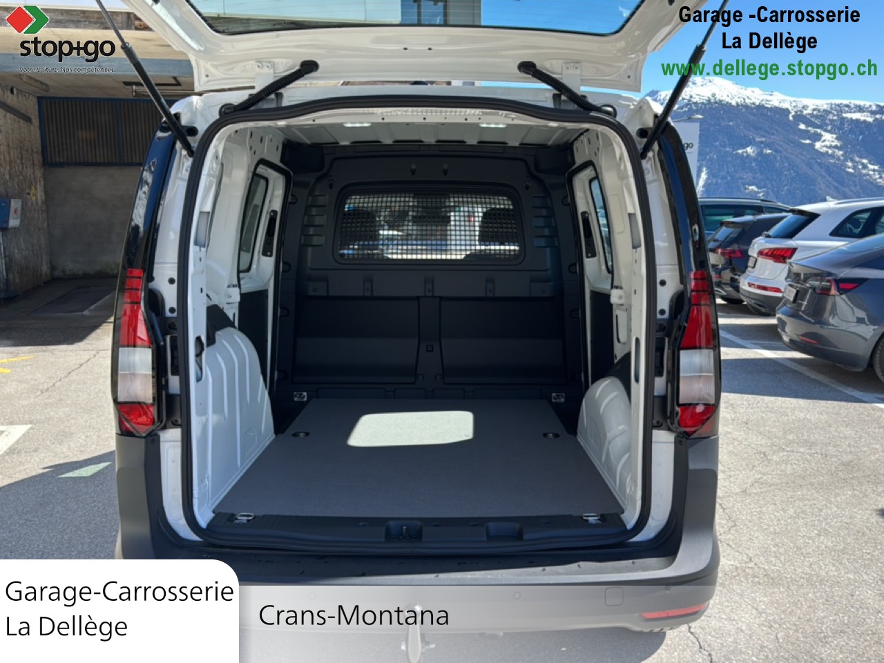 VW Caddy Cargo 2.0TDI 4Motion-image-16