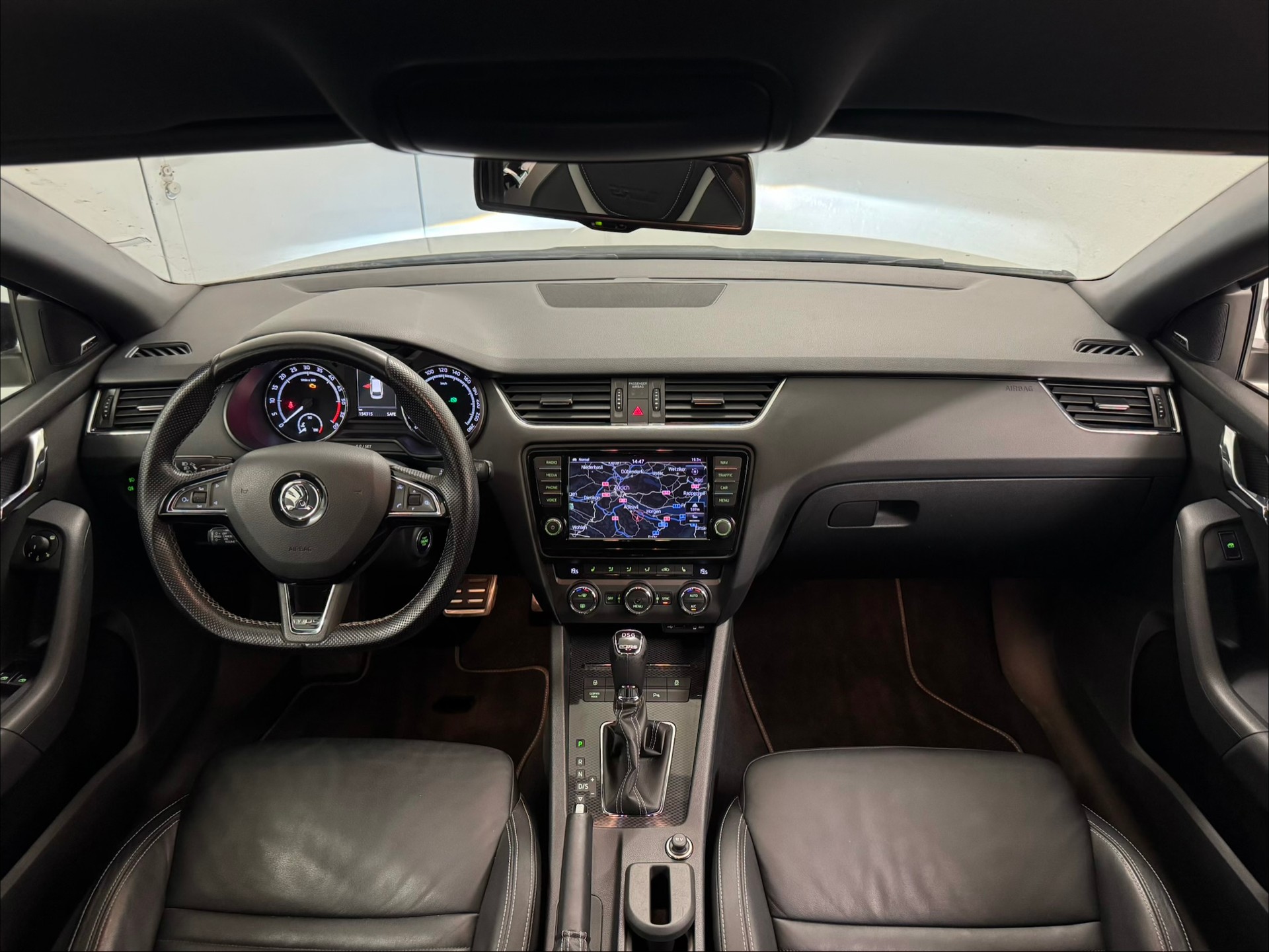 SKODA Octavia Combi 2.0 TDI RS 4x4 DSG-image-6