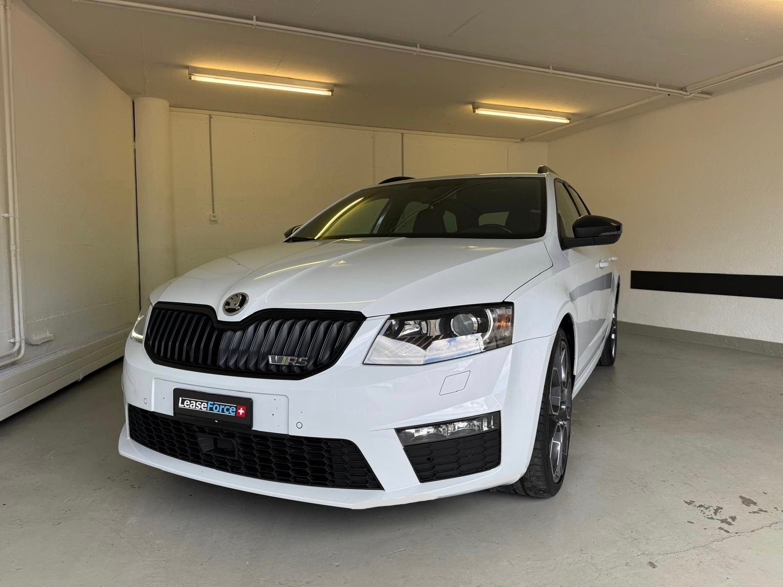 SKODA Octavia Combi 2.0 TDI RS 4x4 DSG