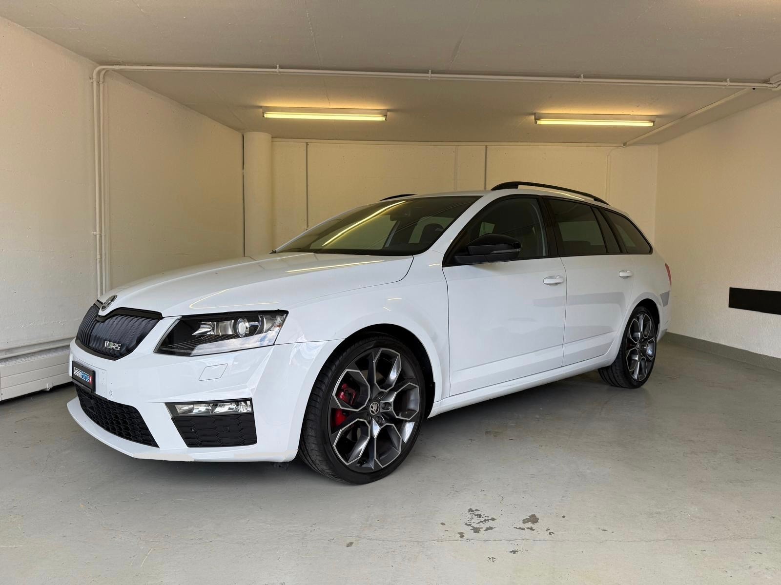 SKODA Octavia Combi 2.0 TDI RS 4x4 DSG-image-1