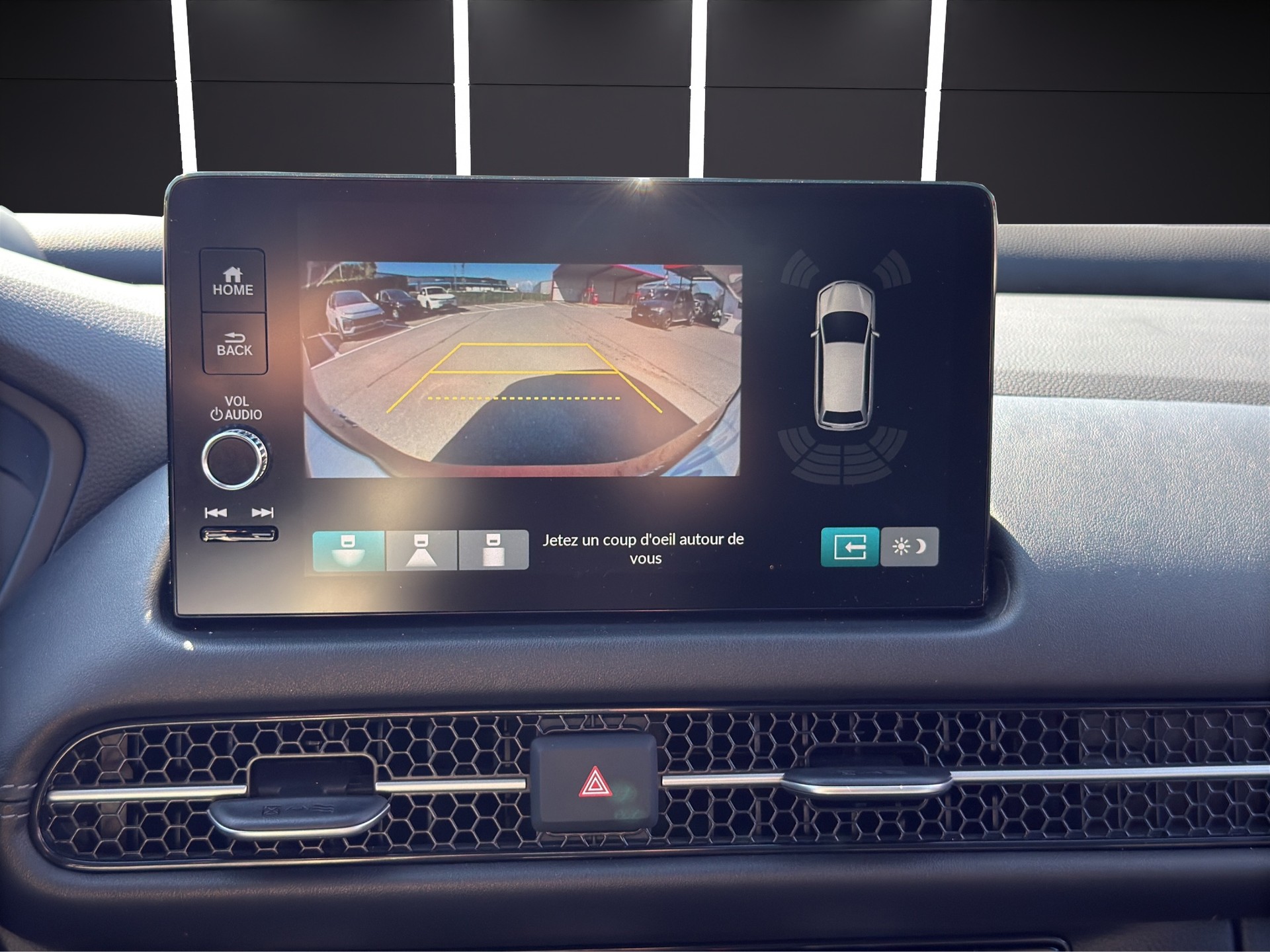 HONDA ZR-V 2.0i MMD Hybrid Advance Automatic-image-11
