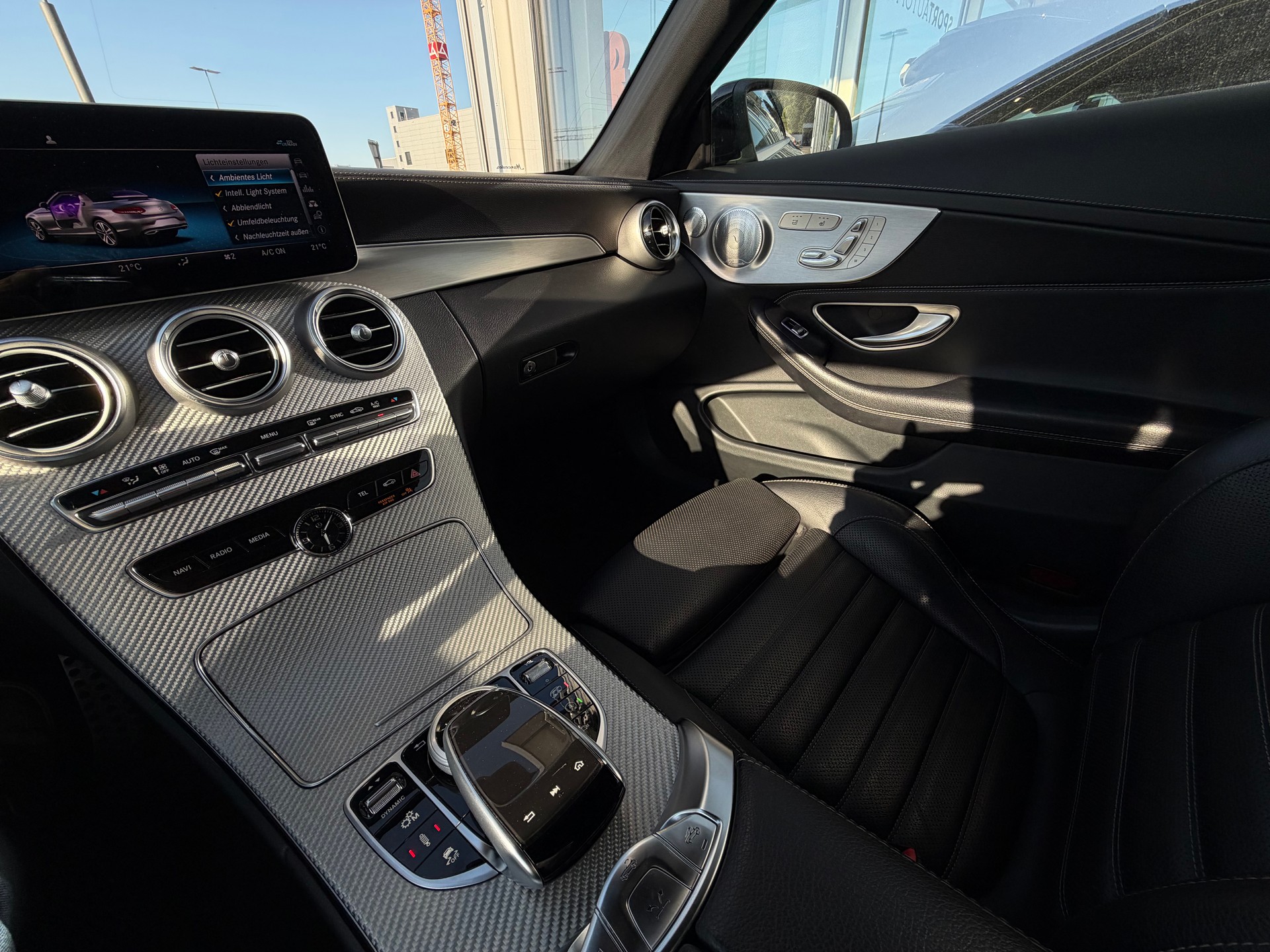 MERCEDES-BENZ C 43 Cabriolet AMG 4Matic 9G-Tronic-image-25