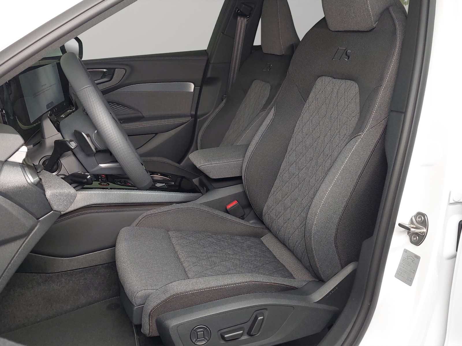 AUDI A5 Avant e-hybrid quattro Attraction 220 kW S tronic-image-5