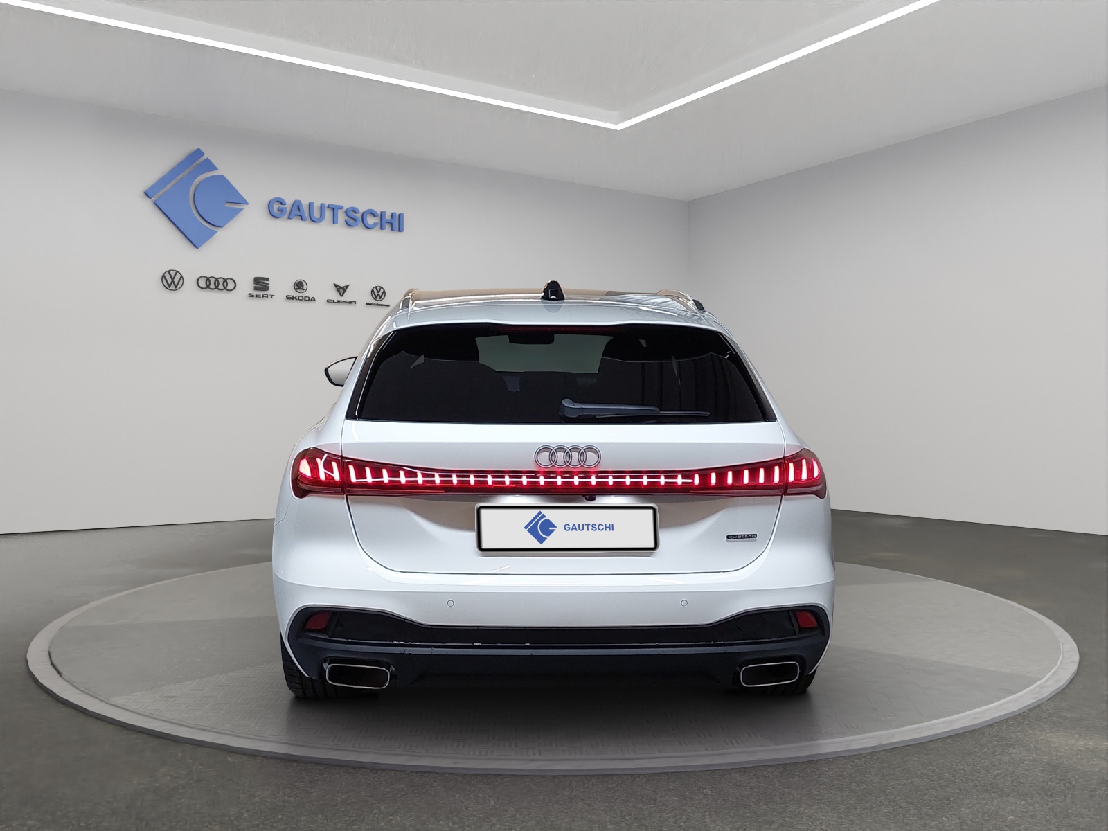AUDI A5 Avant e-hybrid quattro Attraction 220 kW S tronic-image-4