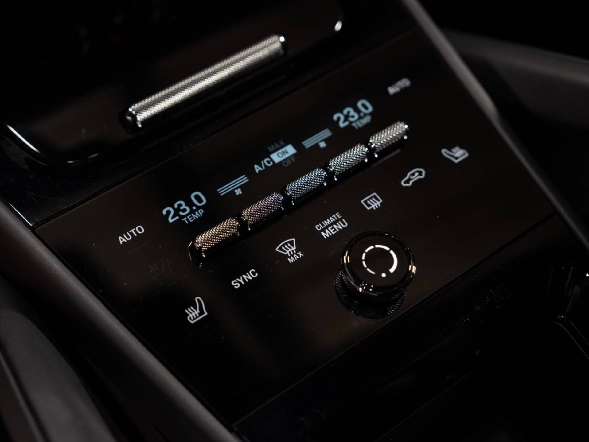 PORSCHE Cayenne Coupé Black Edition-image-13