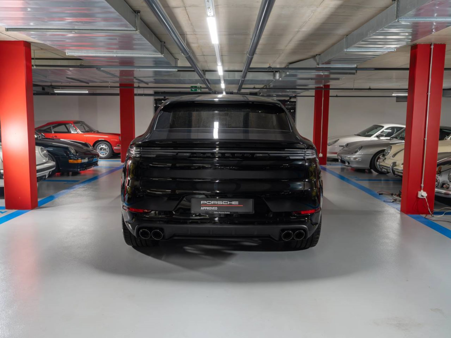 PORSCHE Cayenne Coupé Black Edition-image-6