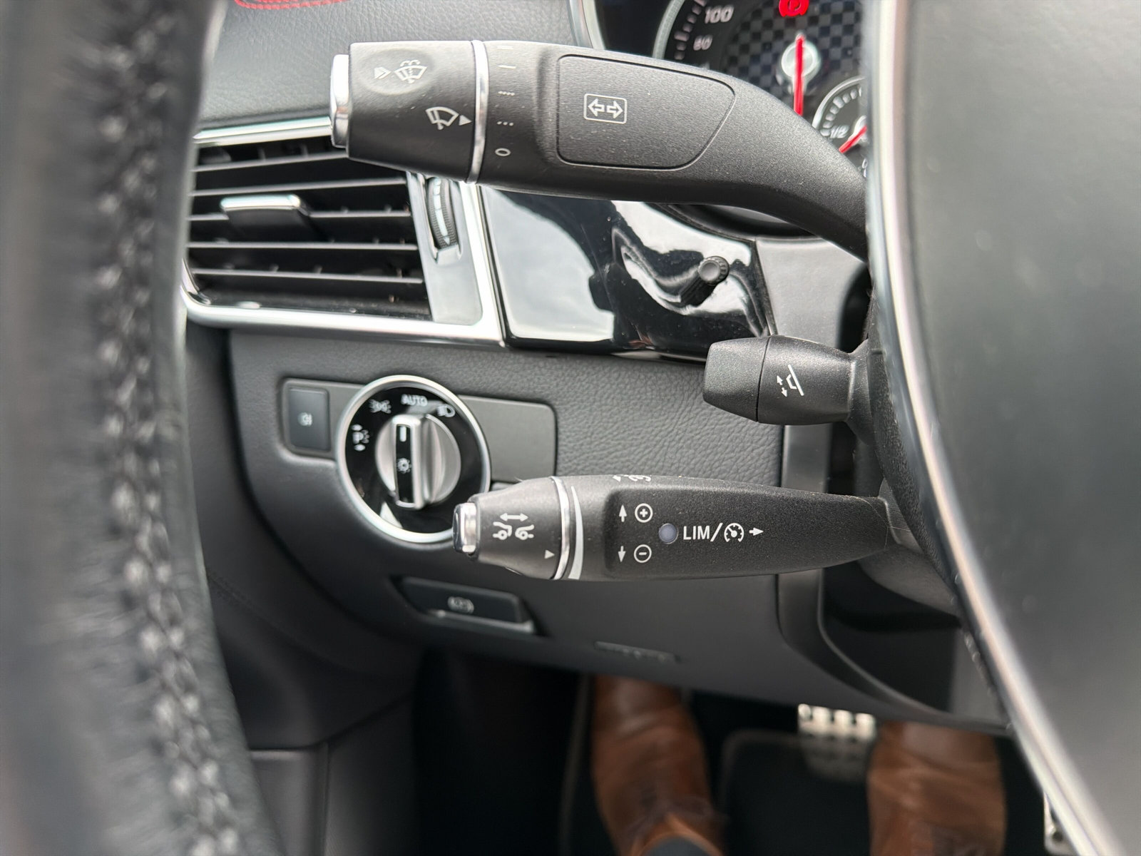 MERCEDES-BENZ GLE Coupé 43 AMG 4Matic-image-24