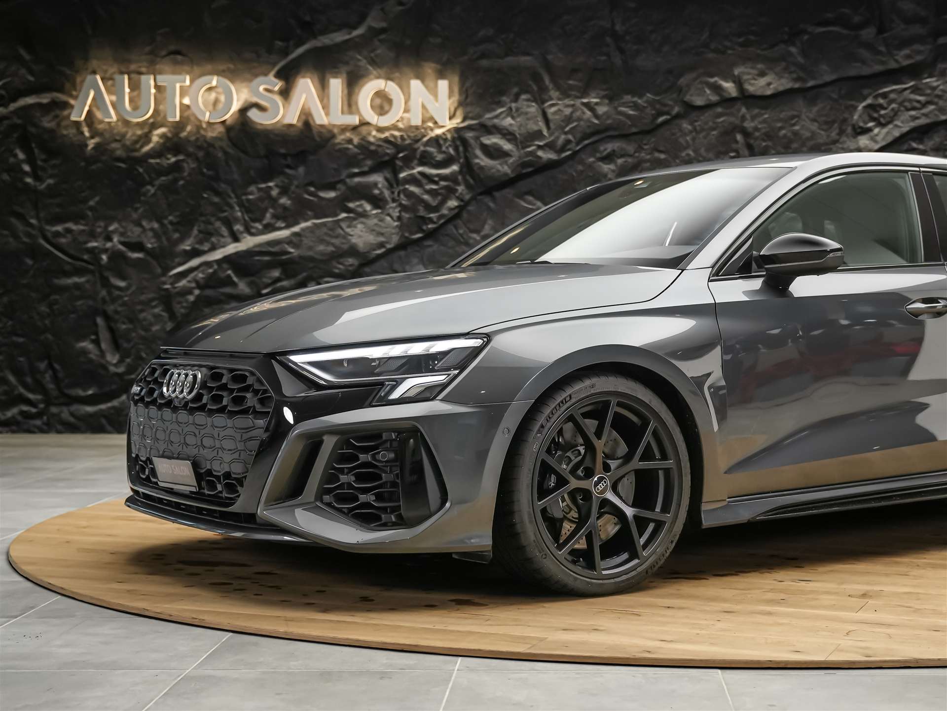 AUDI RS3 Sportback 2.5 TSI quattro S-tronic *RS Sport Abgasanlage*RS Sportsitze*Sitzheizung*Adaptives Fahrwerk-image-13