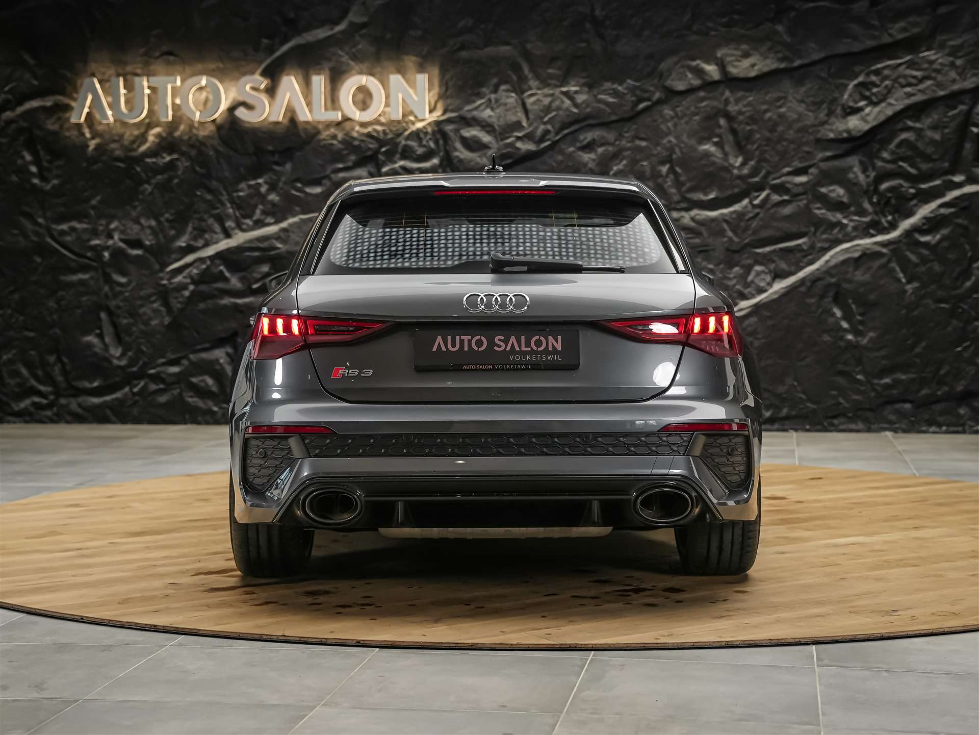 AUDI RS3 Sportback 2.5 TSI quattro S-tronic *RS Sport Abgasanlage*RS Sportsitze*Sitzheizung*Adaptives Fahrwerk-image-3