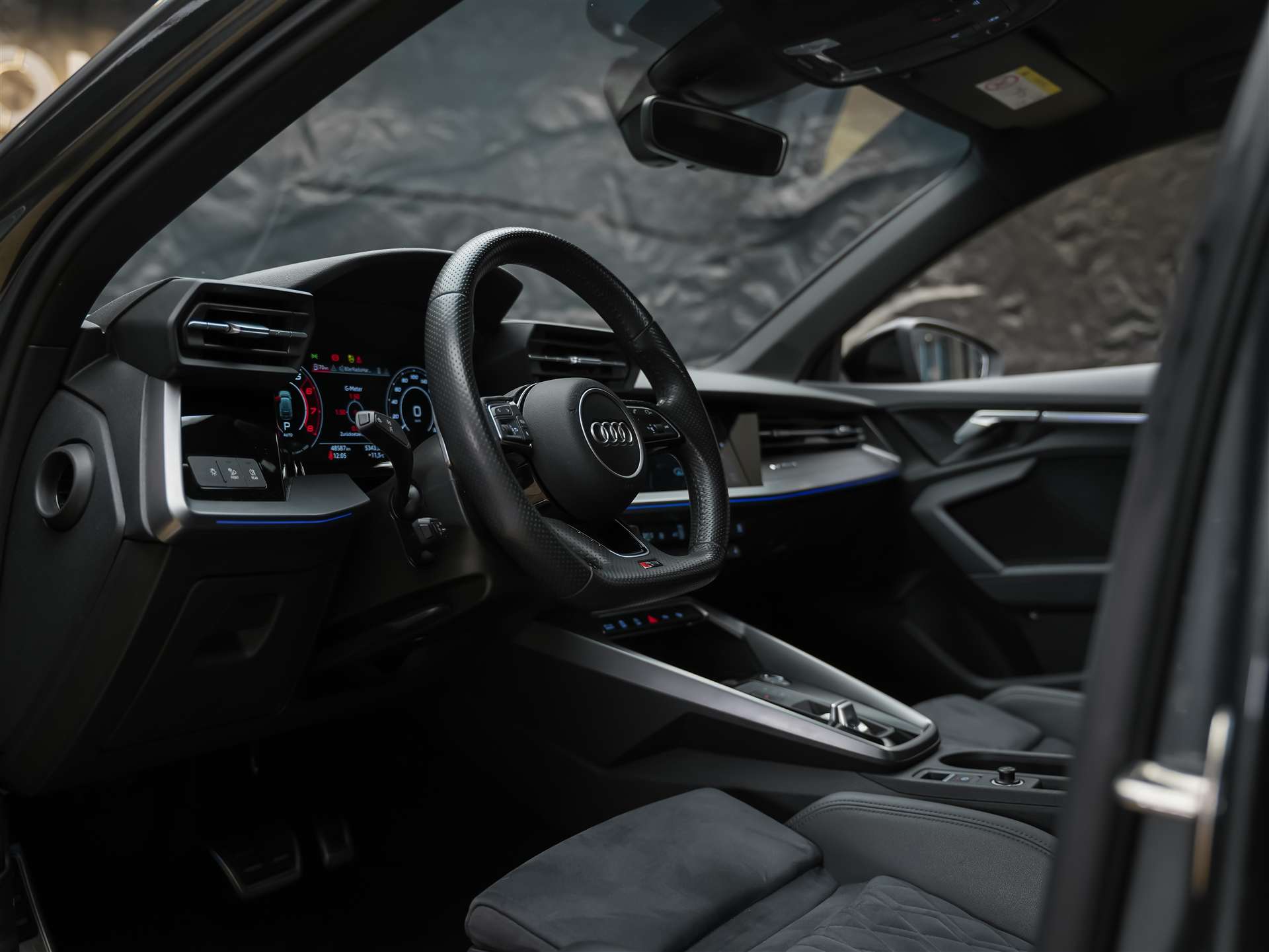 AUDI RS3 Sportback 2.5 TSI quattro S-tronic *RS Sport Abgasanlage*RS Sportsitze*Sitzheizung*Adaptives Fahrwerk-image-7