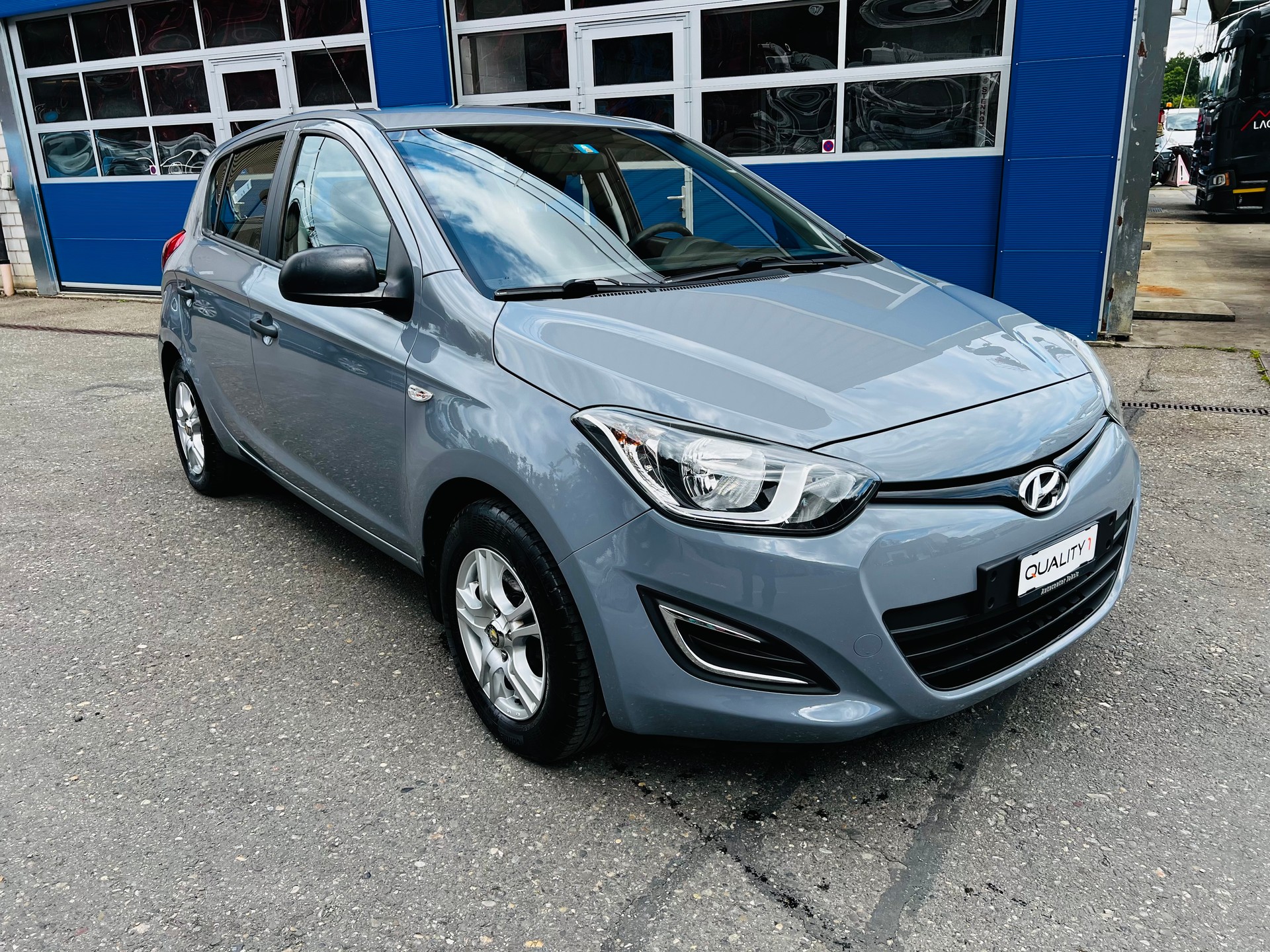 HYUNDAI i20 1.2 exxtra-image-2