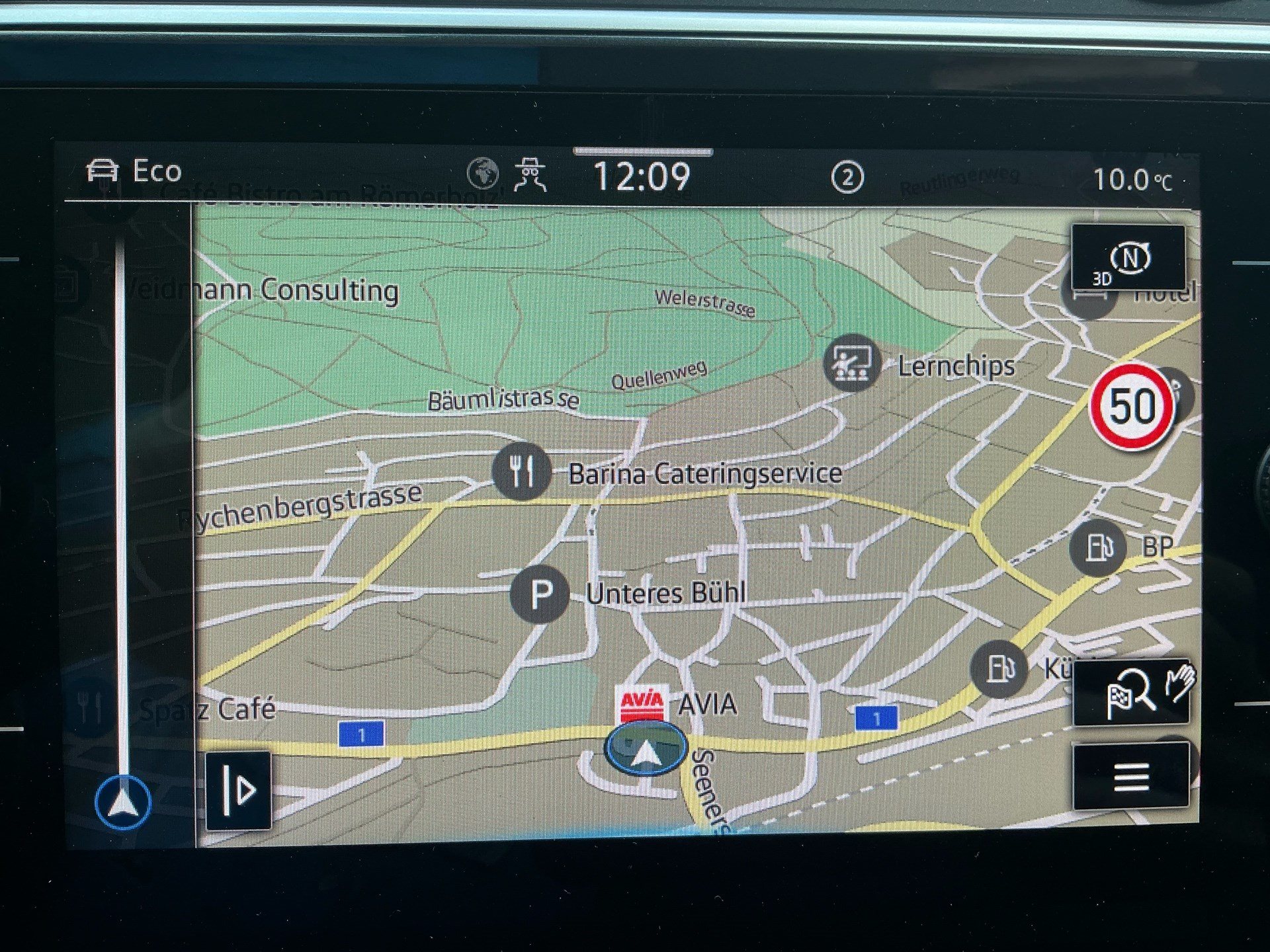 VW Tiguan Allspace R-LINE 4 MOTION *** ANHÄNGEKUPPLUNG & 7 SITZER ***-image-12