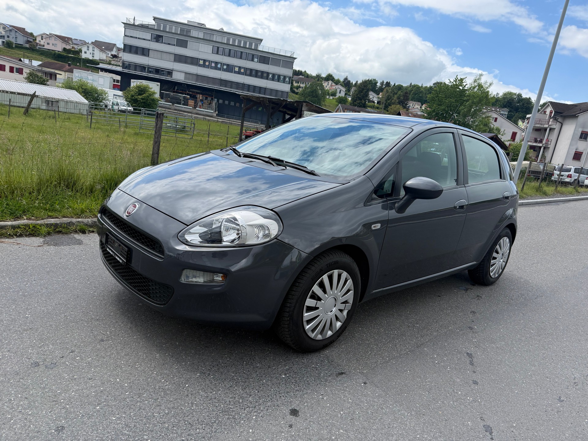 FIAT Punto 1.2 Pop Star-image-1