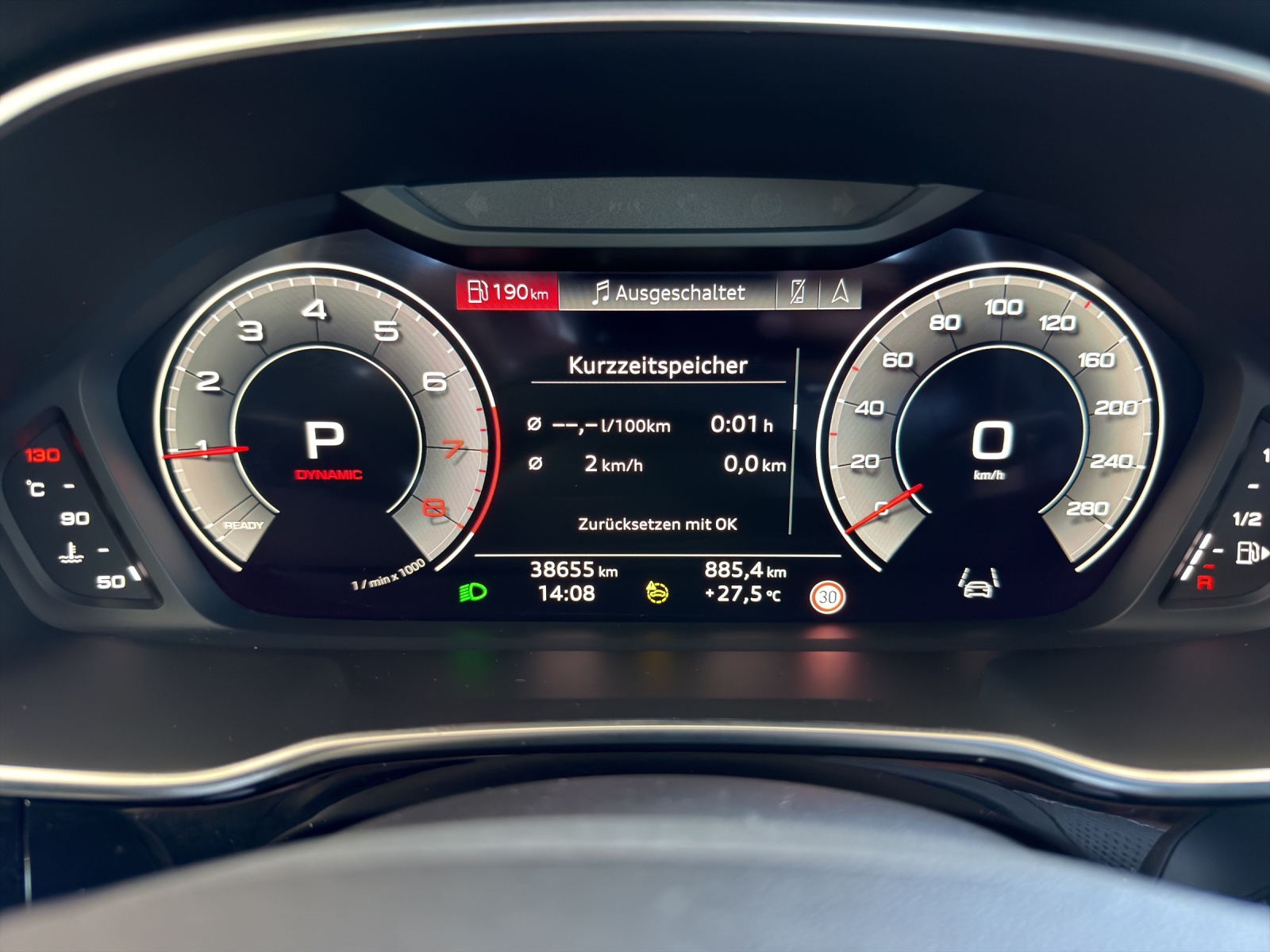 AUDI Q3 35 TFSI S line Attraction S-tronic-image-7