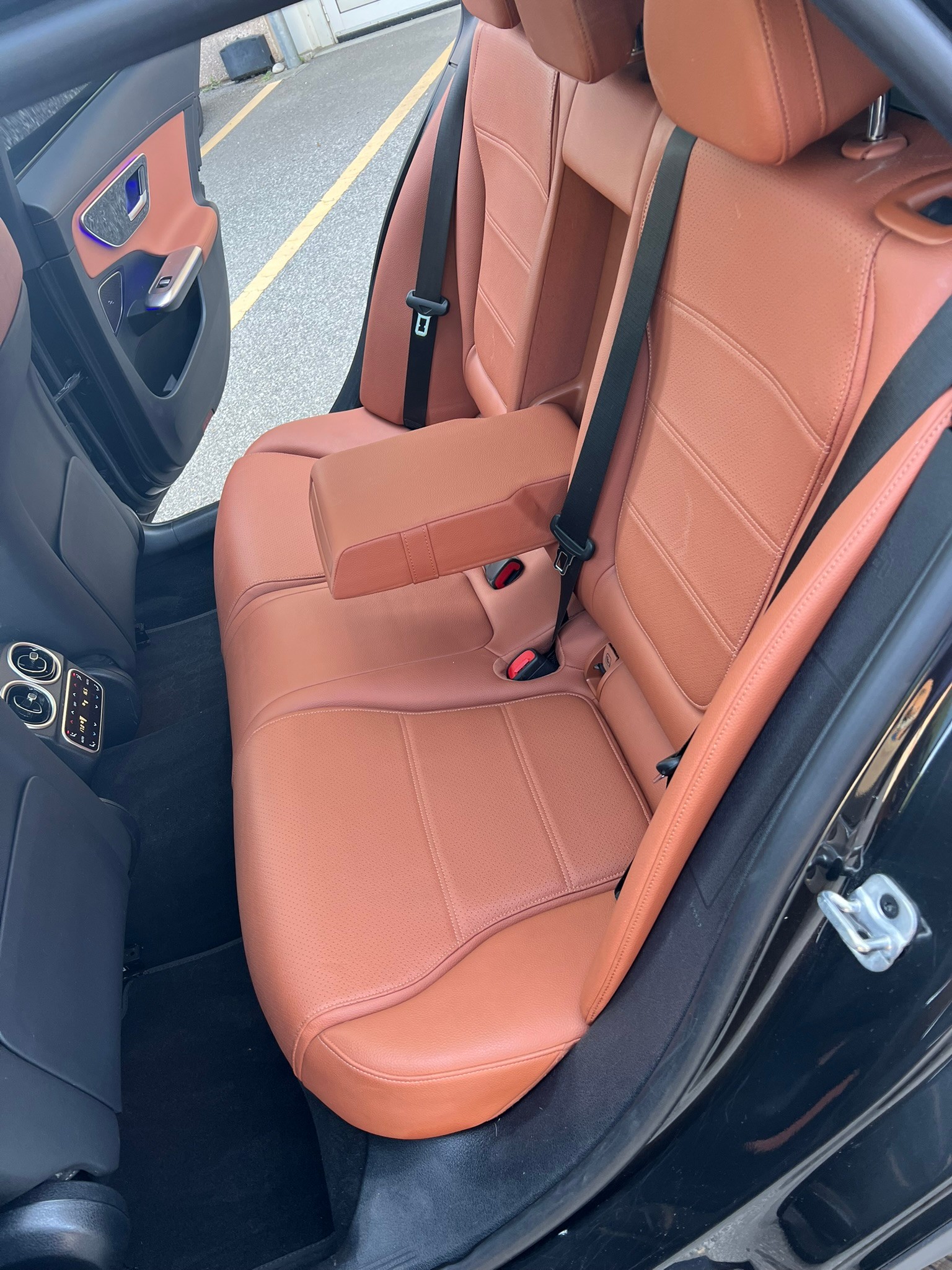 MERCEDES-BENZ C 220-image-12