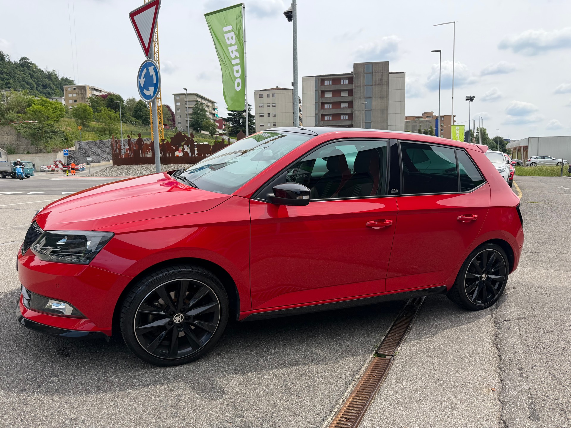 SKODA Fabia 1.2 TSI Monte Carlo-image-2