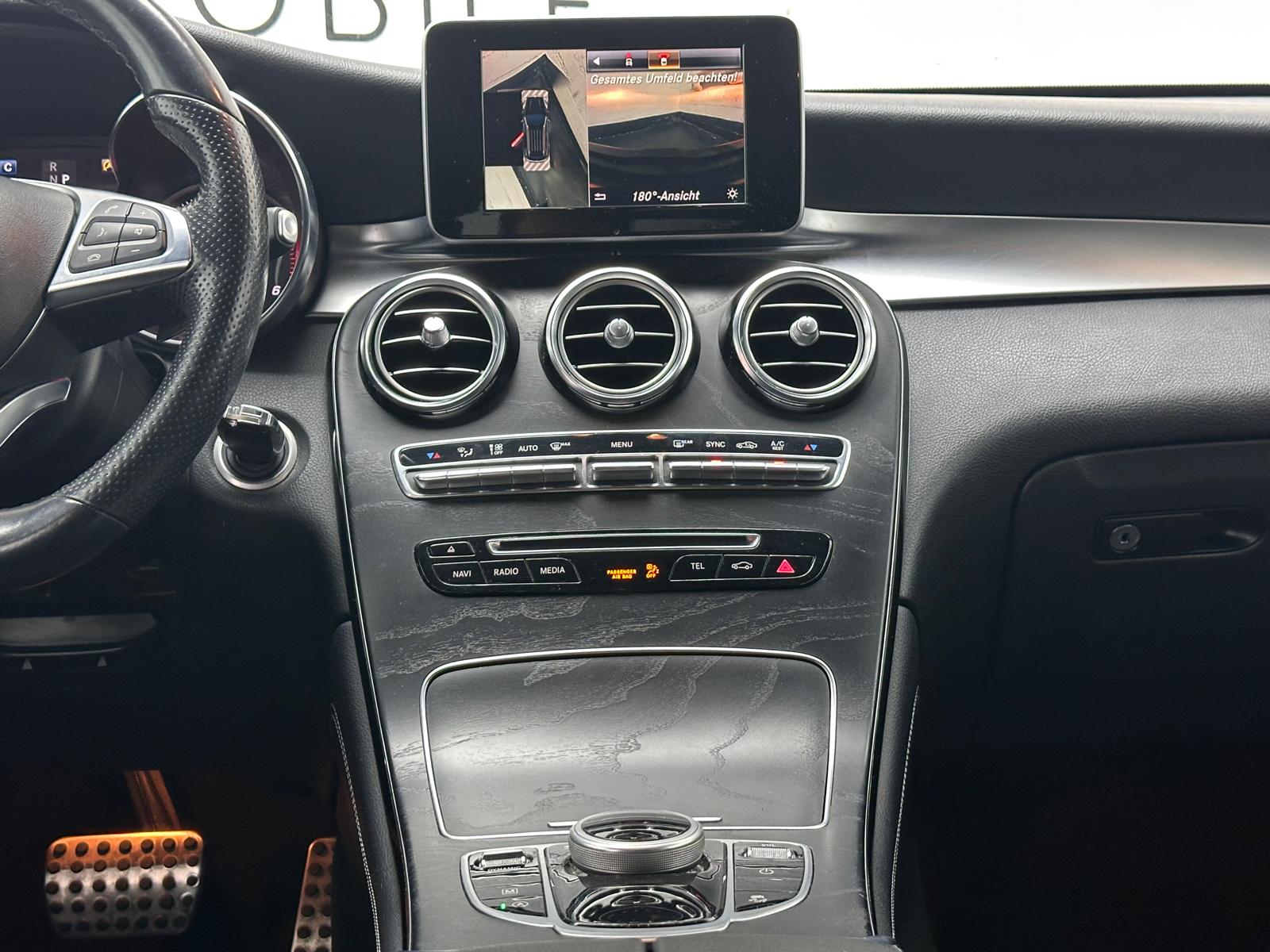 MERCEDES-BENZ GLC 250 d AMG Line 4Matic 9G-Tronic-image-9