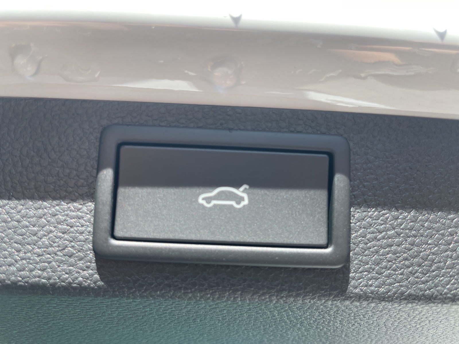 SKODA Karoq 1.5 TSI Dynamic DSG-image-17