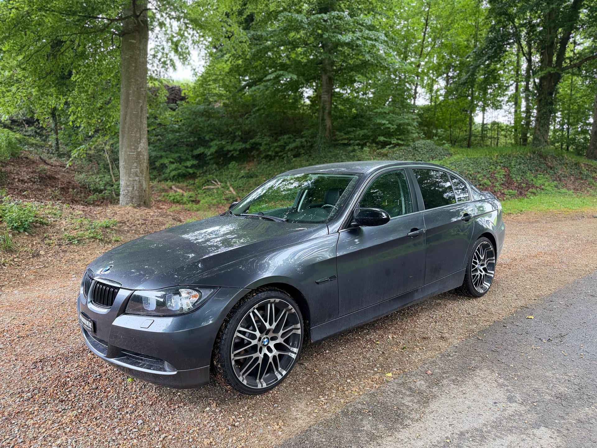 BMW 330xd-image-0