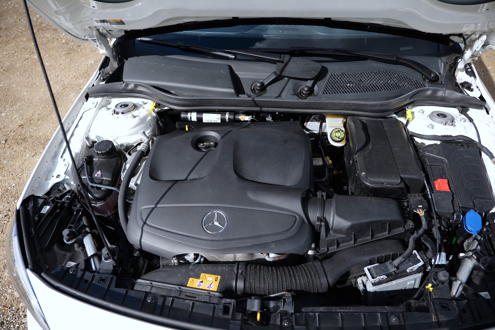 MERCEDES-BENZ GLA 220 AMG Line 4m-image-4