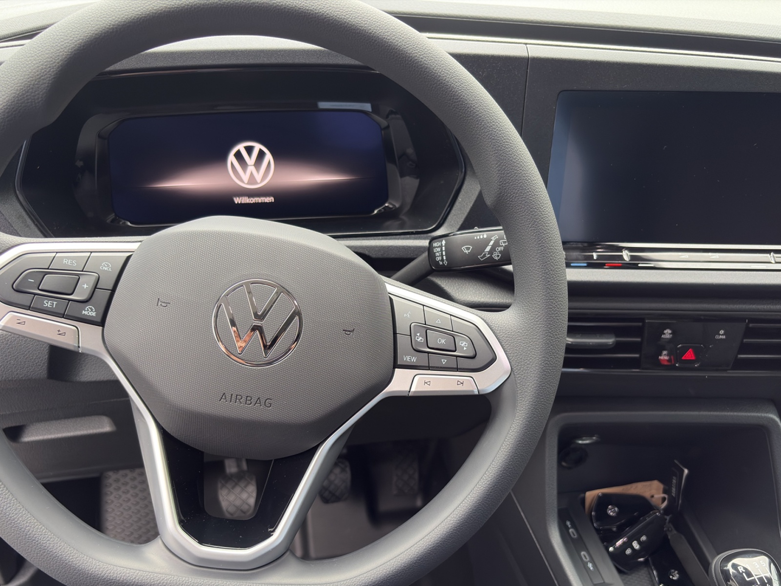 VW Caddy Cargo 2.0TDI Maxi 4Motion-image-10