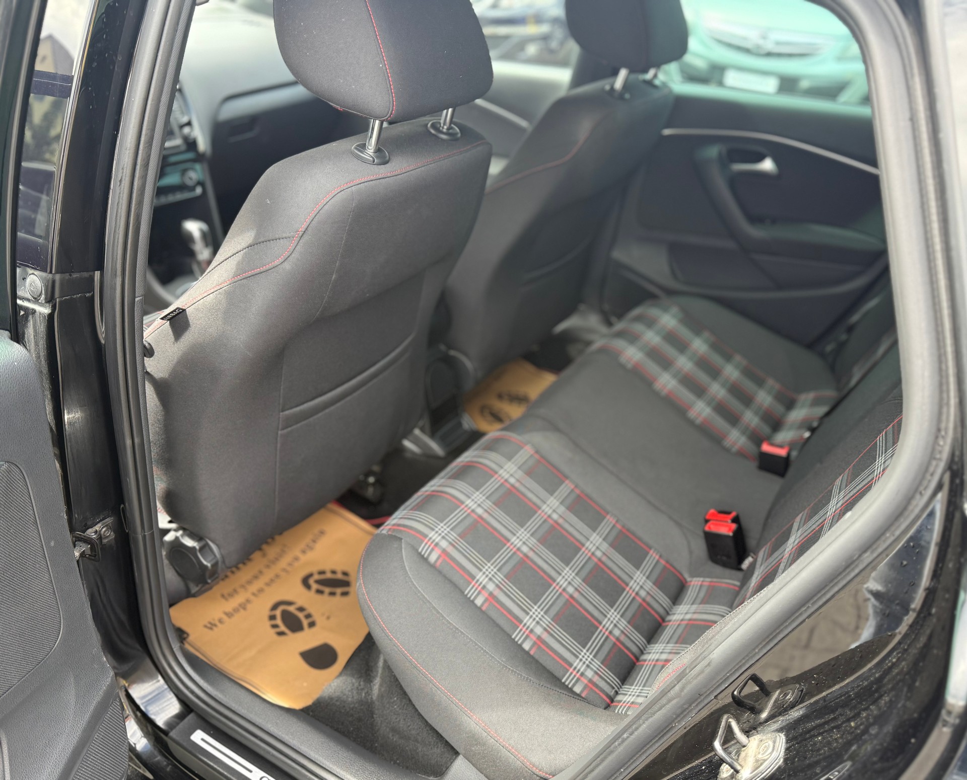 VW Polo 1.8 TSI GTI DSG-image-16