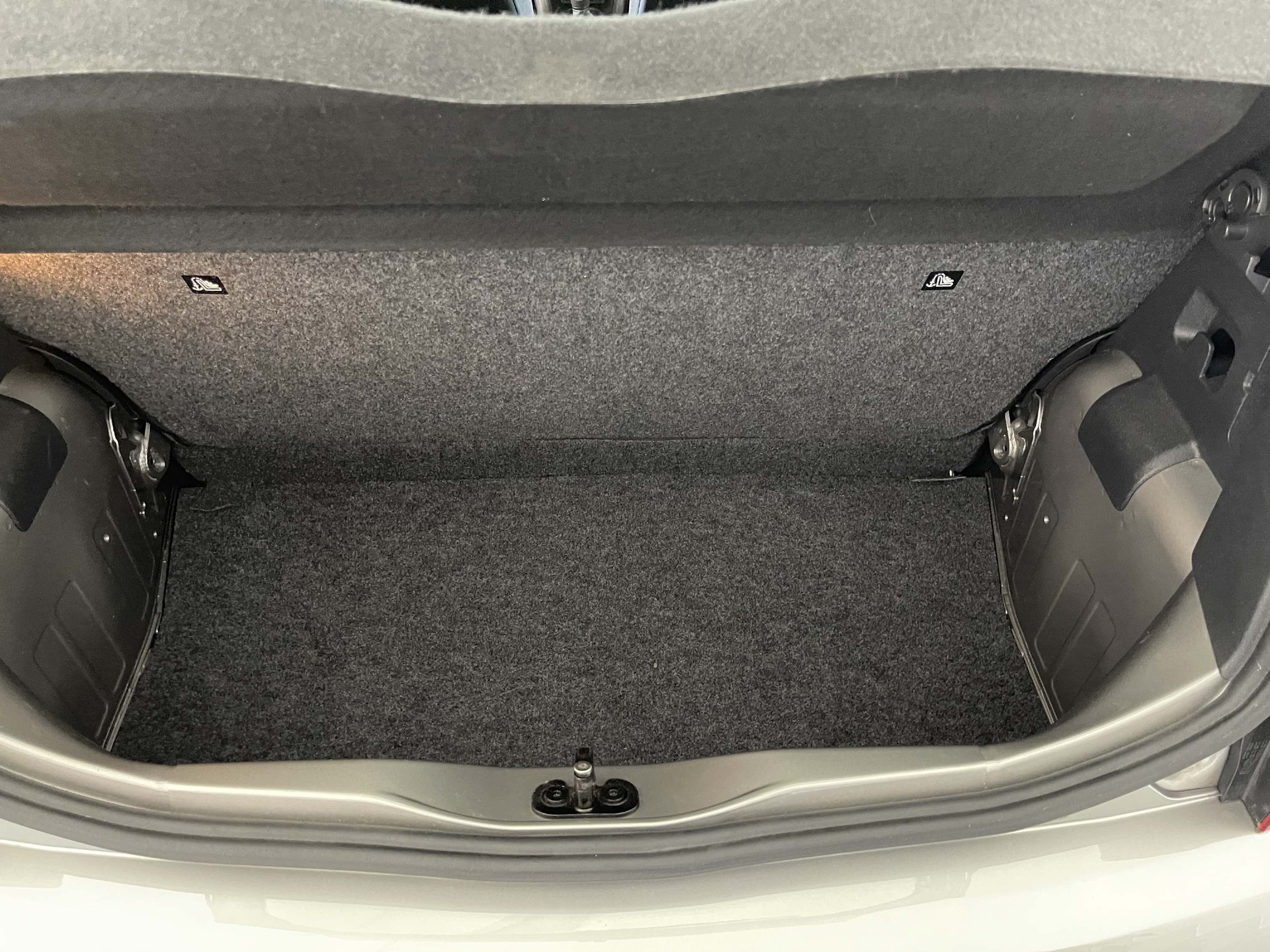 SEAT Mii 1.0 MPI CNG Reference-image-11