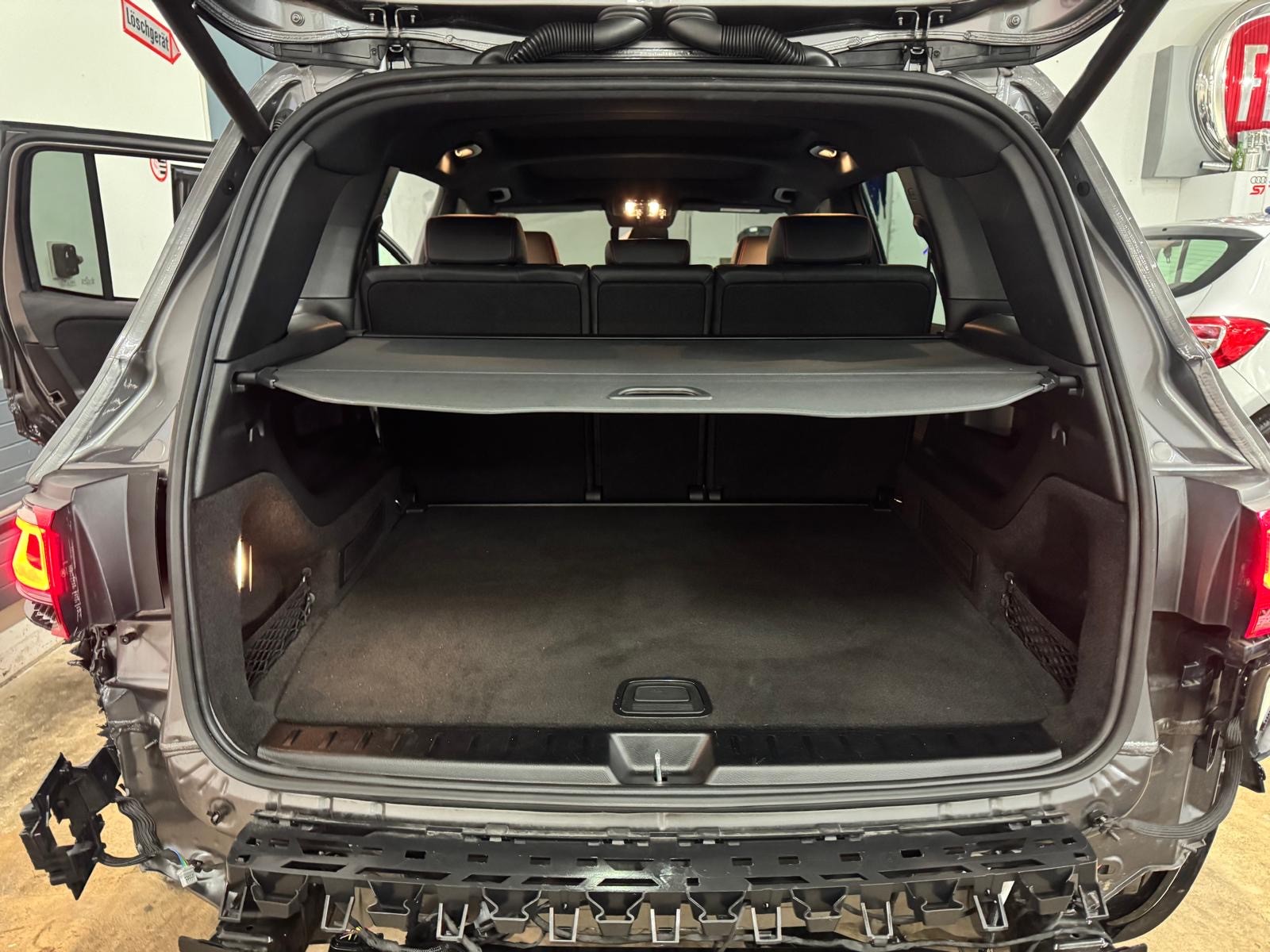 MERCEDES-BENZ EQB 350 AMG Line 4Matic-image-9