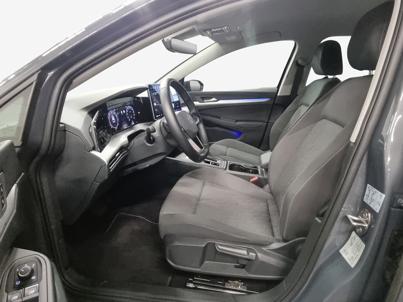 VW Golf 1.5 e TSI mHEV Life DSG-image-7