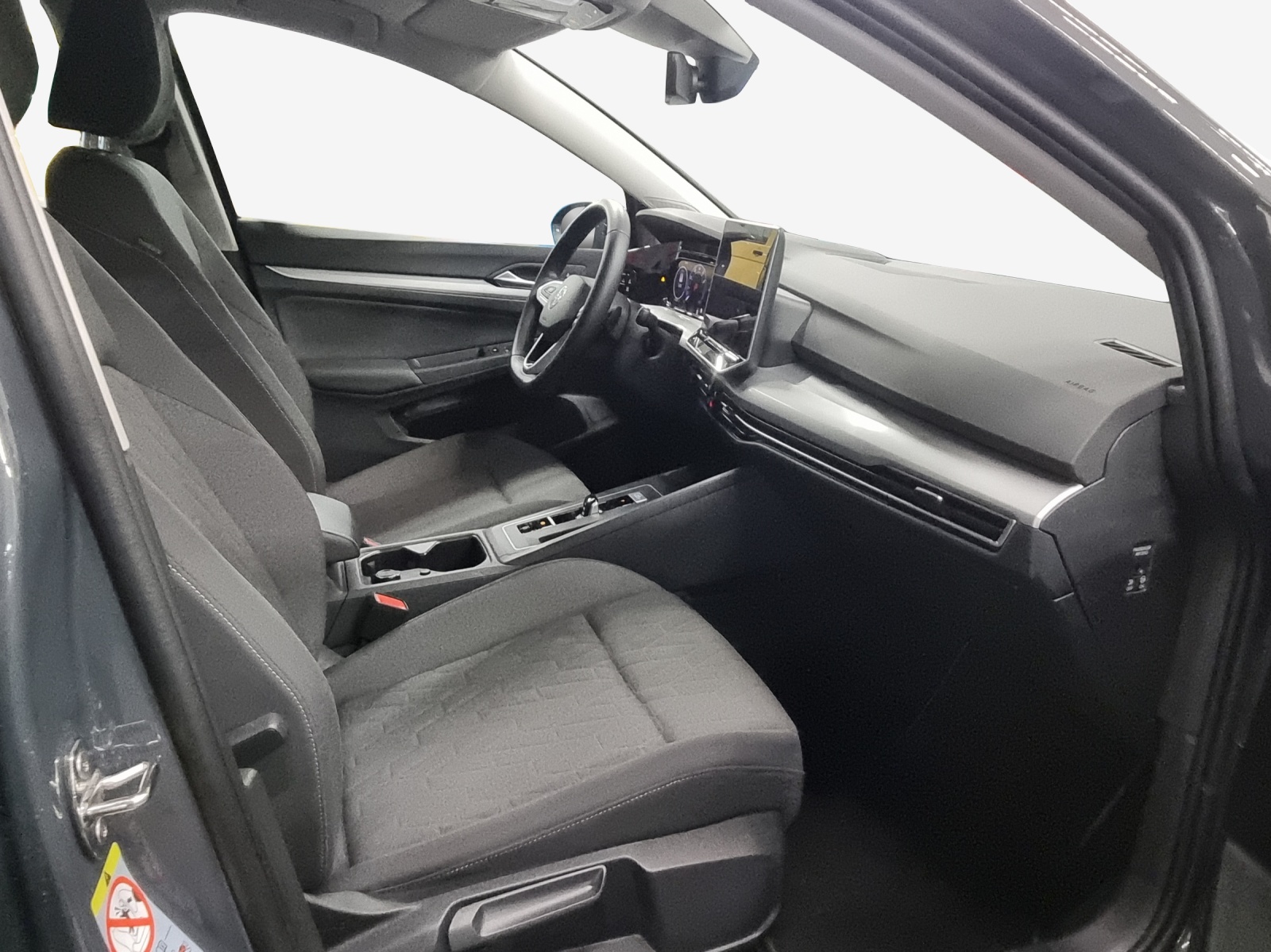 VW Golf 1.5 e TSI mHEV Life DSG-image-15