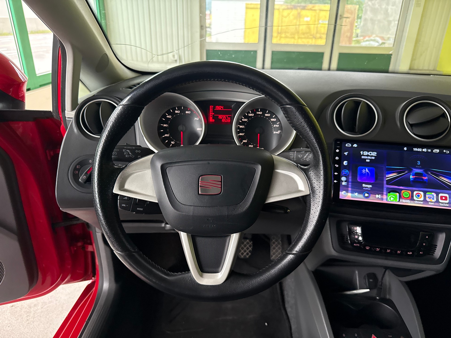 SEAT Ibiza ST 1.2 TSI Style-image-9