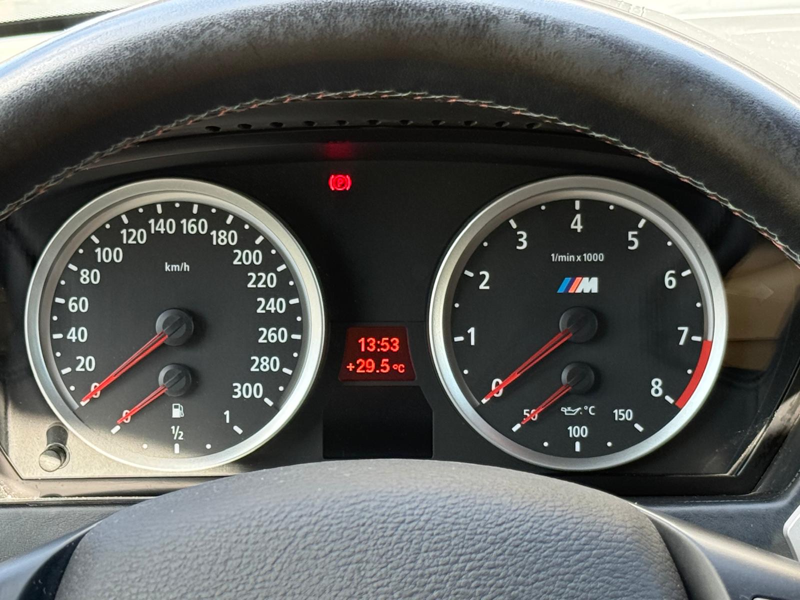 BMW X5 xDrive M Steptronic-image-11