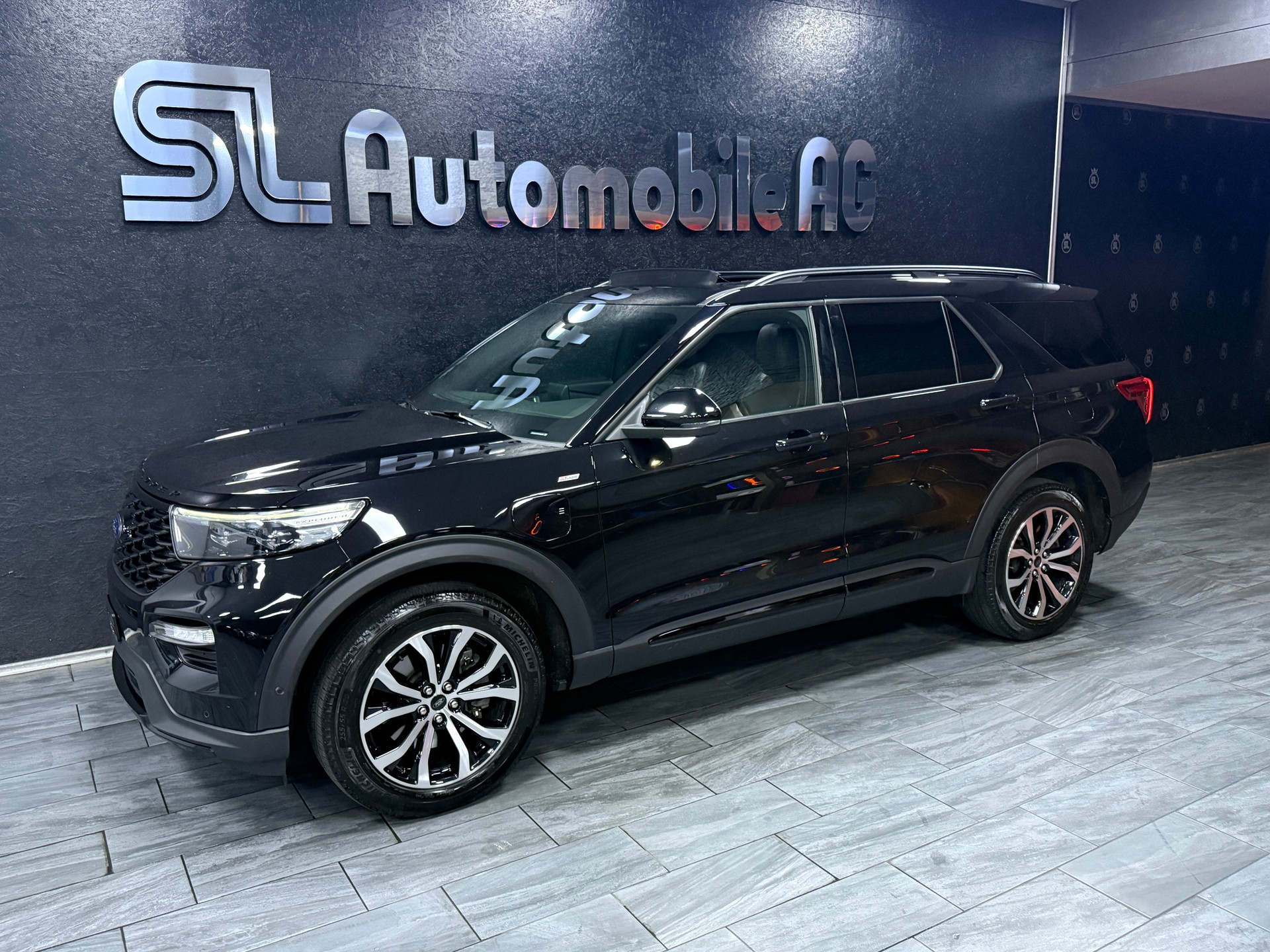 FORD Explorer 3.0 EcoB. Plug-in-Hybrid ST-Line 4WD Aut. / CH Fz 1 Hand / Vollausstattung / 7 Sitz-image-3