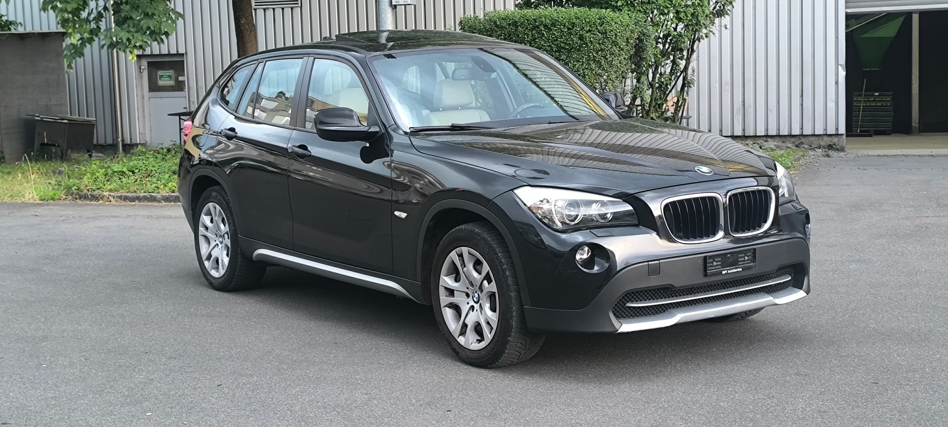 BMW X1 sDrive 20d-image-1
