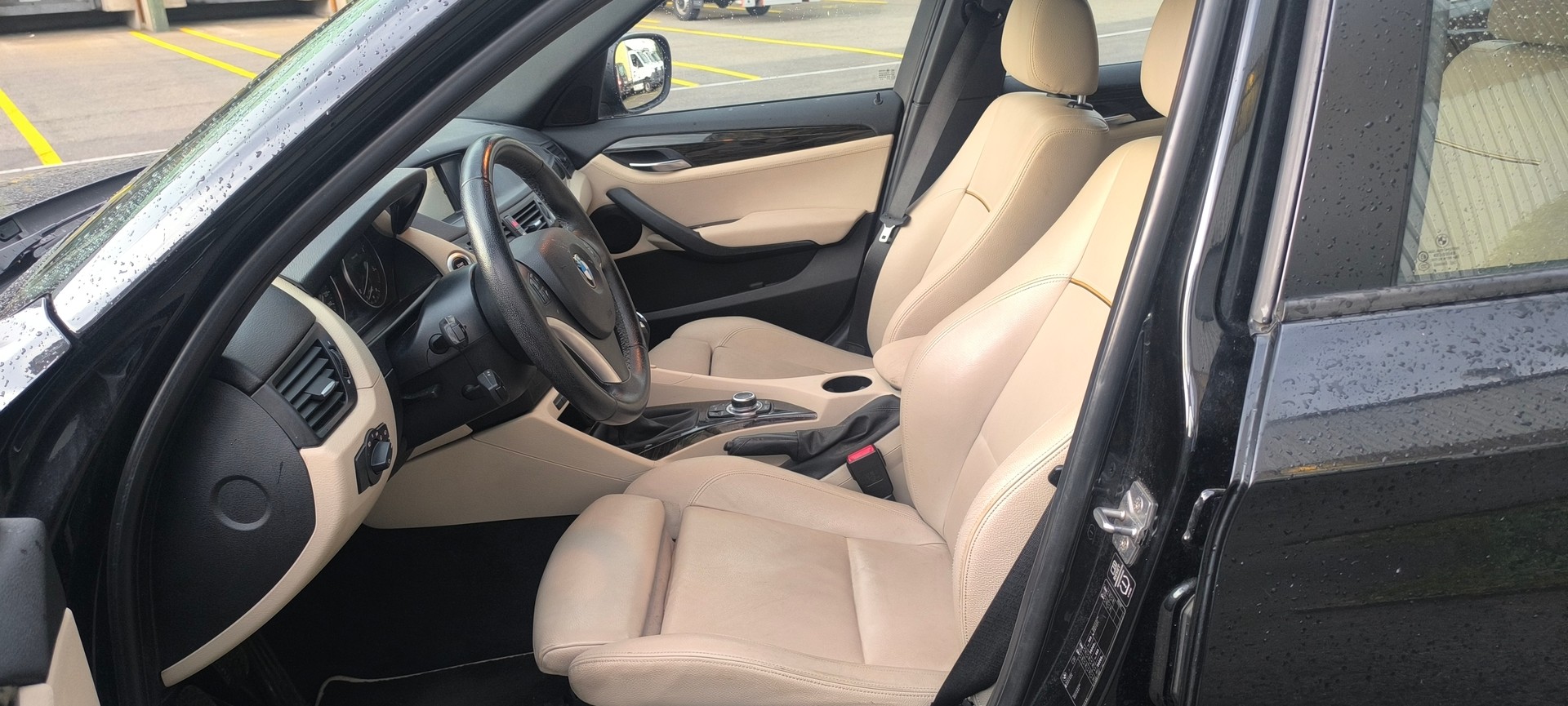 BMW X1 sDrive 20d-image-11