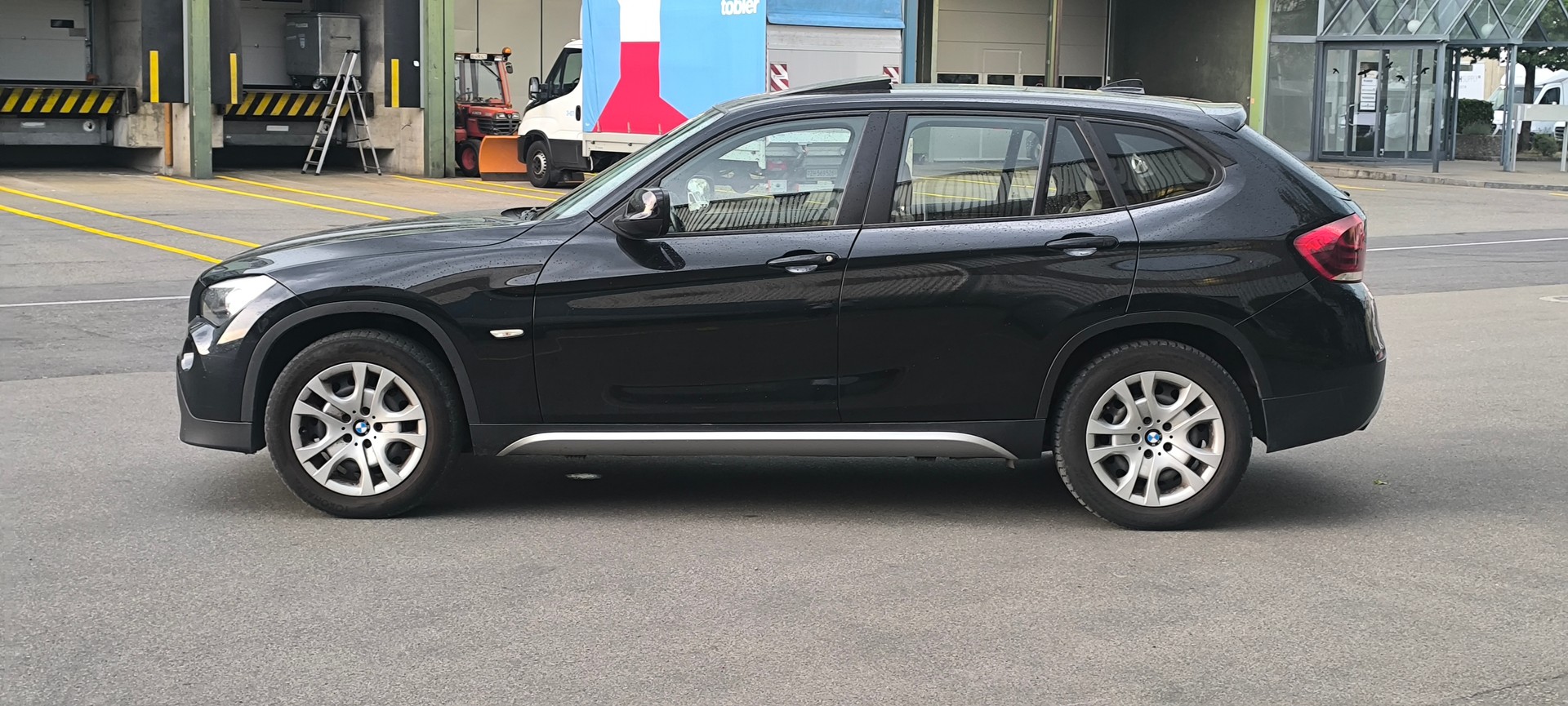BMW X1 sDrive 20d-image-4