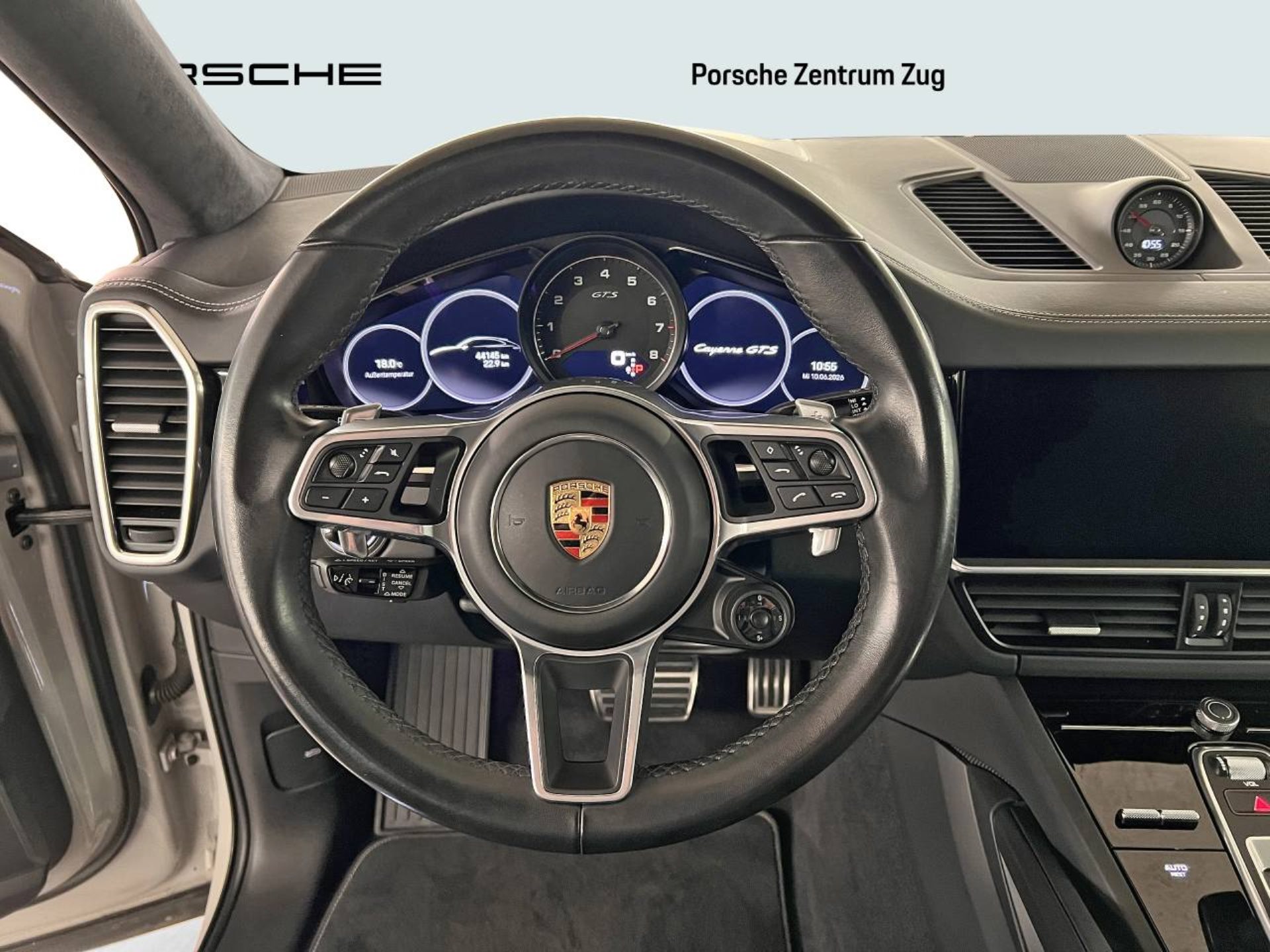 PORSCHE Cayenne GTS Coupé-image-14